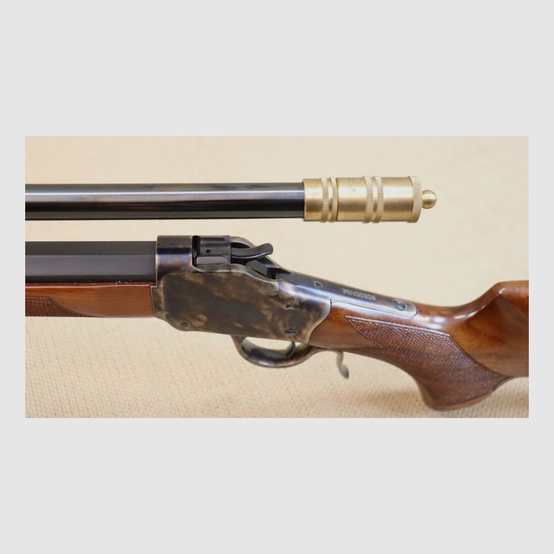 Pedersoli High-Wall Winchester 1885 inkl. Malcolm Scope .38-55Win