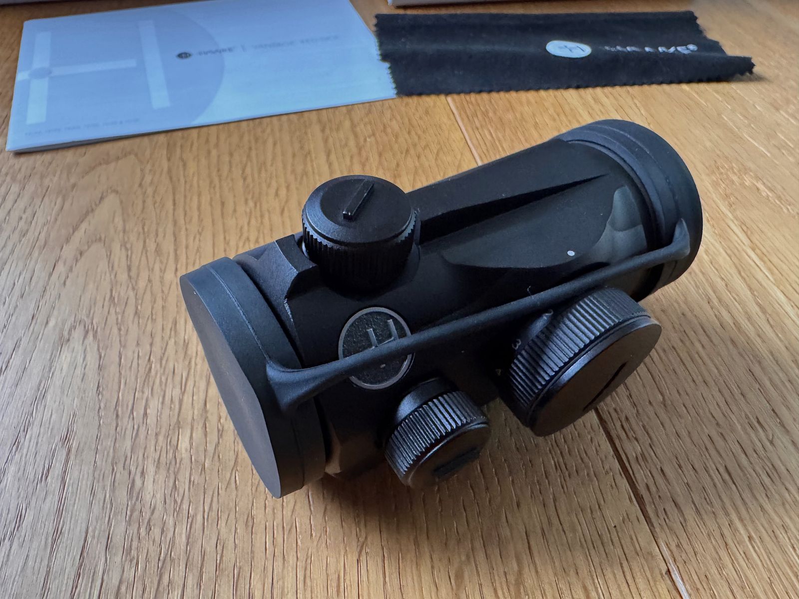 Hawke Vantage Red Dot 1x30 – 3 MOA – 9–11 mm Prismenschiene – OVP & Zubehör