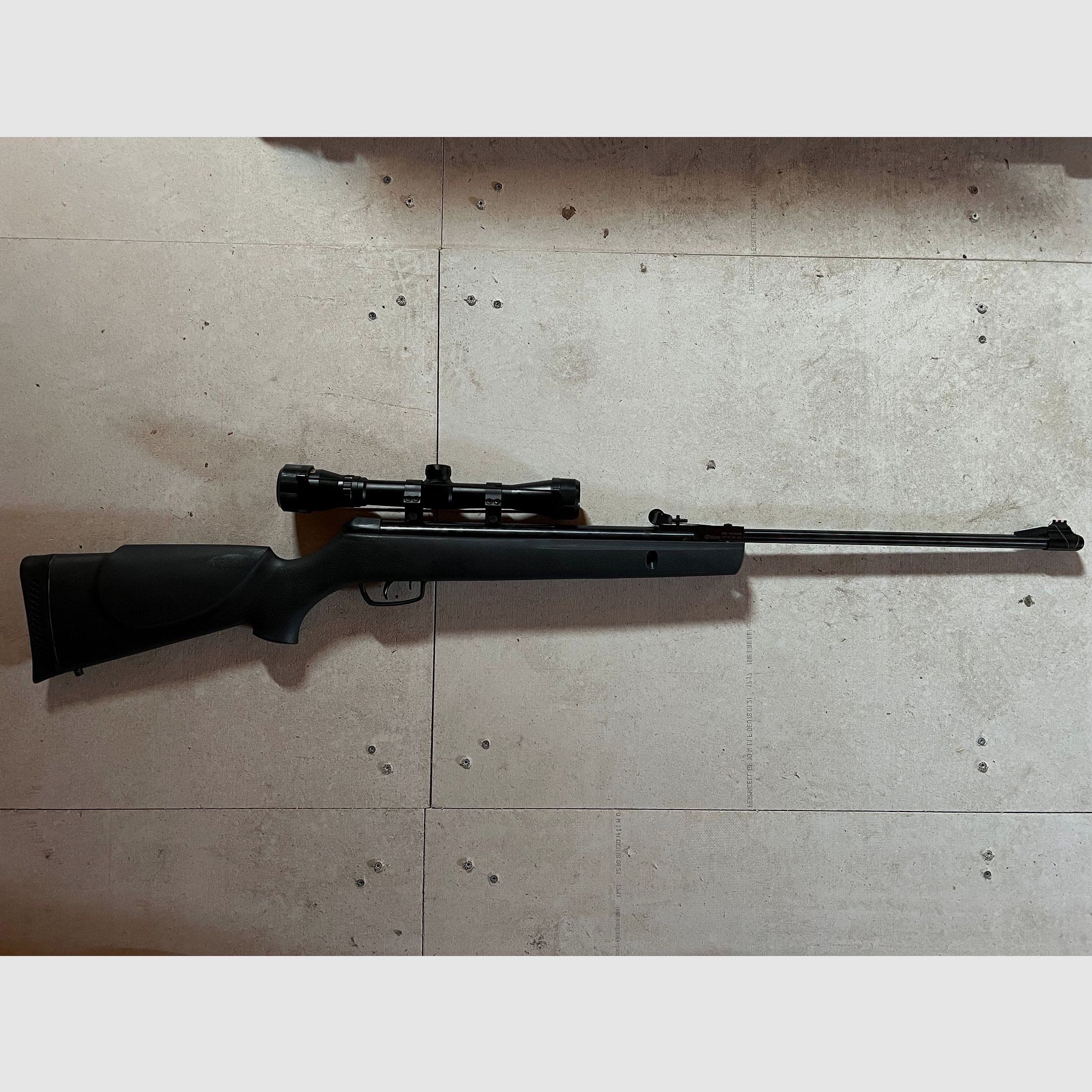 Gamo Shadow 1000 incl. scope, case + pellets