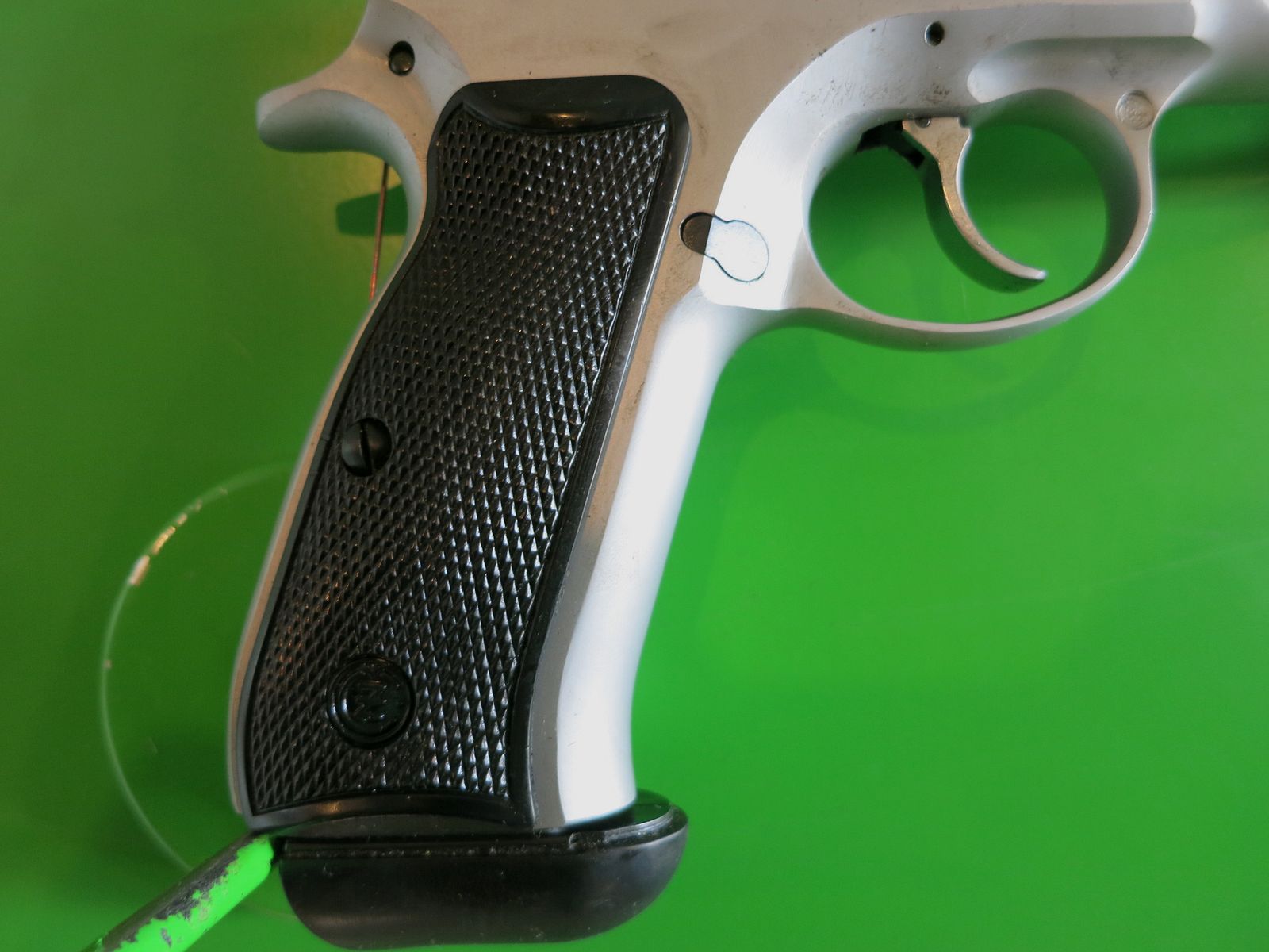 Brünner CZ75 DUO TONE bzw. ČZ 75 (Česká zbrojovka), halbauto. Selbstladepistole Kaliber 9 × 19 mm       #36