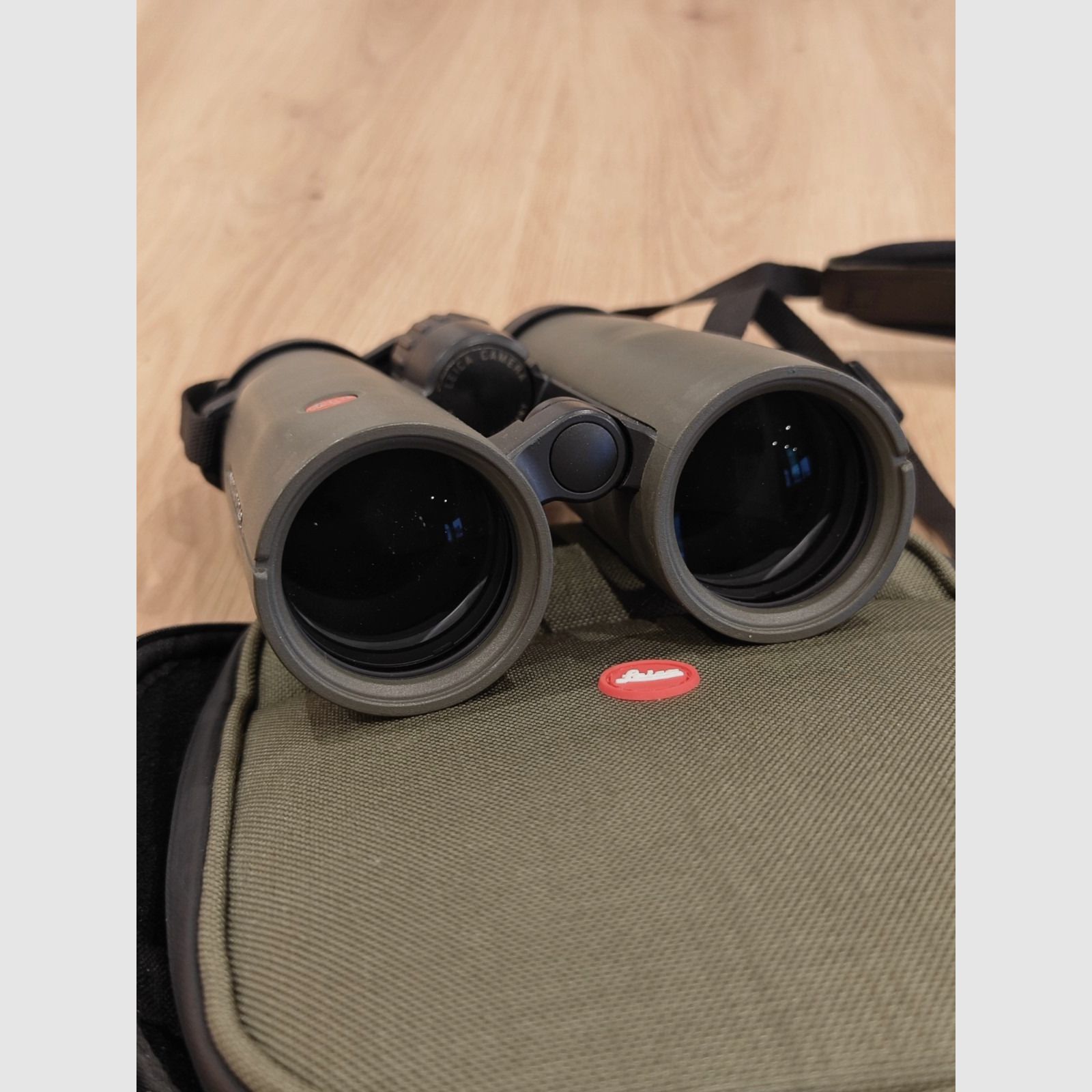 Leica Noctivid 10x42