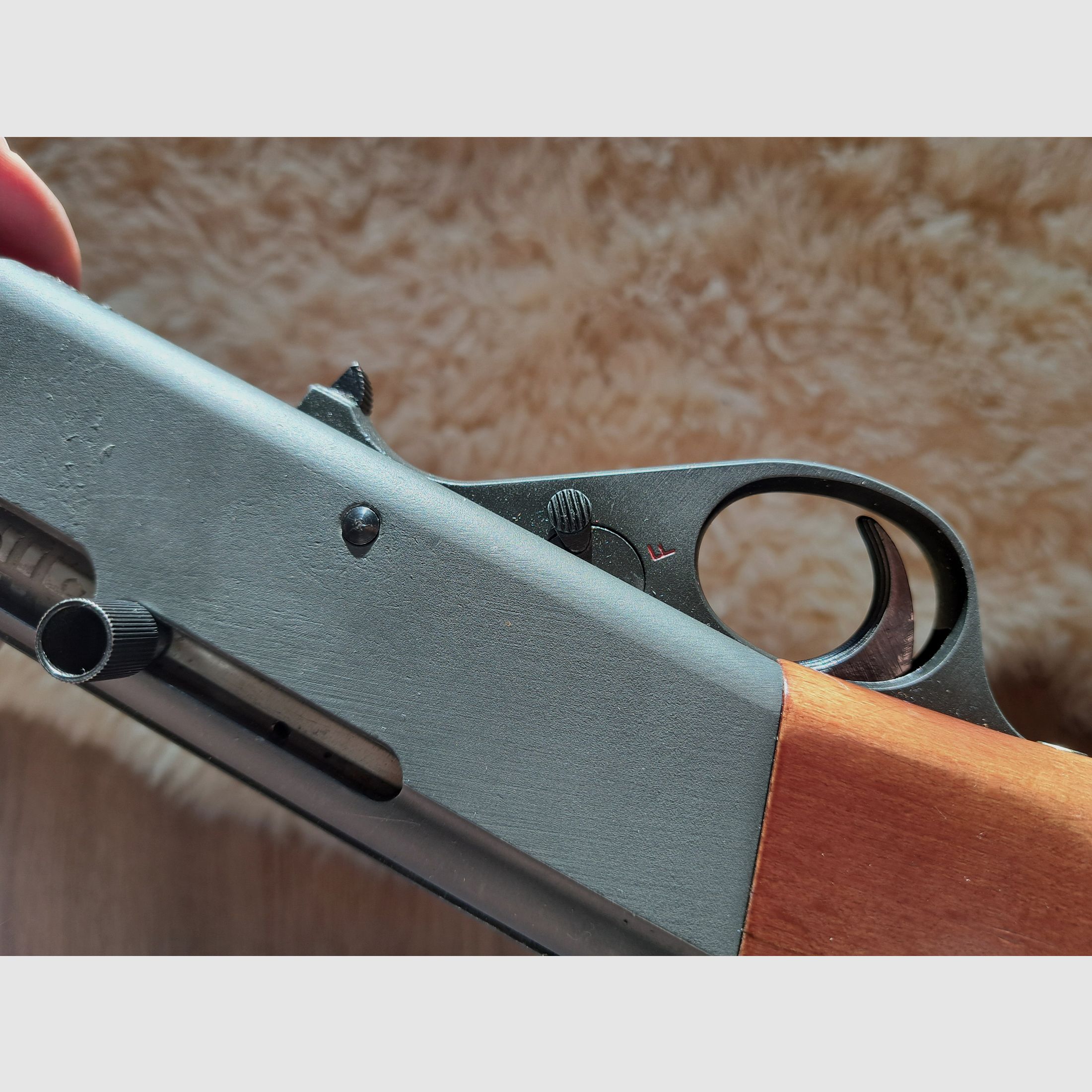 Halbautomatische Kleinkaliber Büchse Anschütz Modell 300 in .22lr 22lfB ohne Magazin (separate Anzeige)