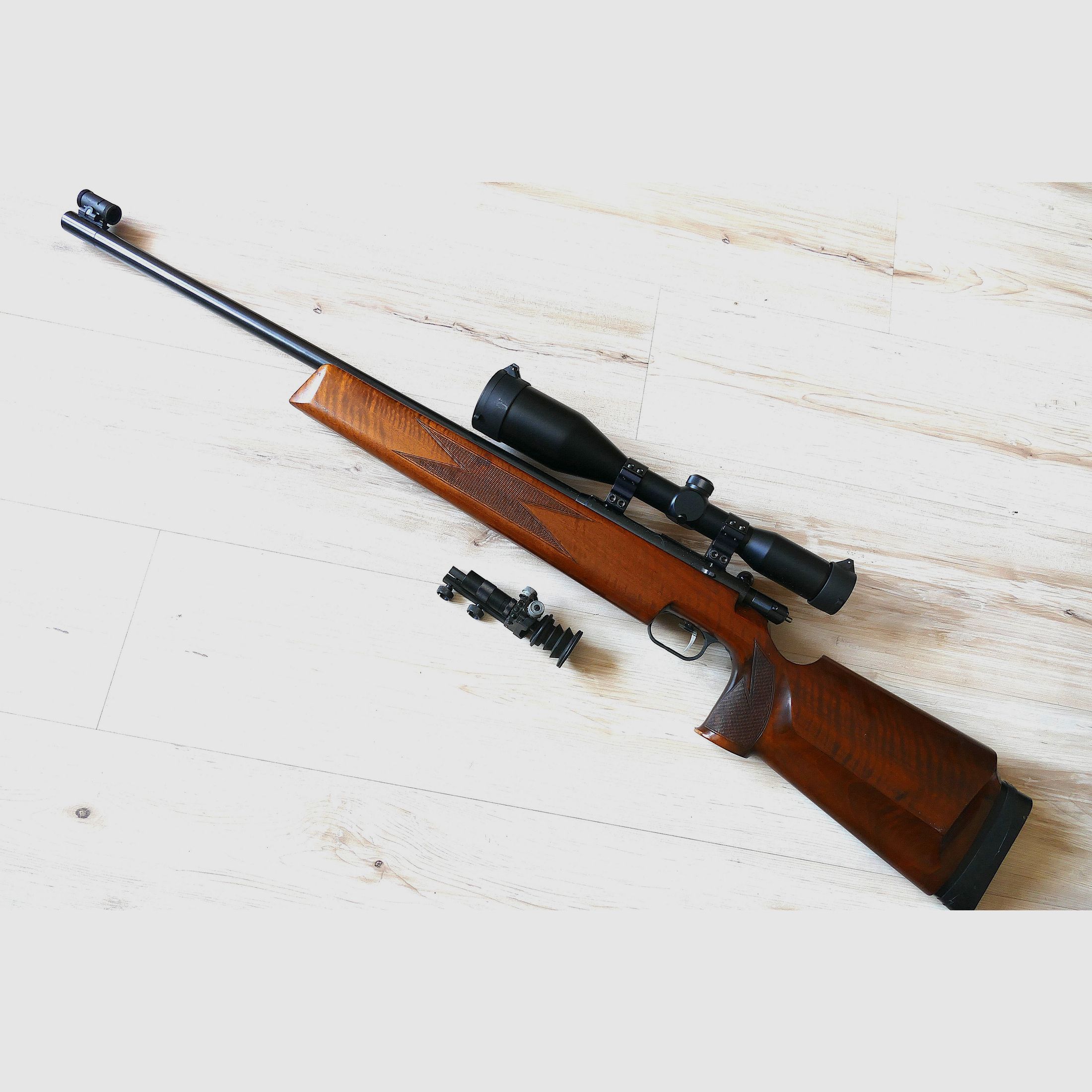   Anschütz – Match 54 Gewehr                im Kaliber .22 (Einzellader)