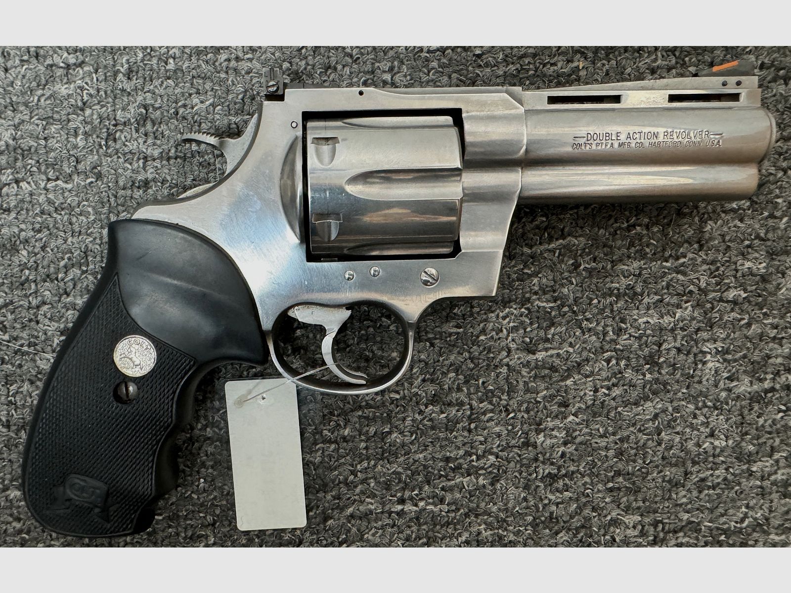 Colt Anaconda Stainless 4Zoll .44Mag. Revolver 