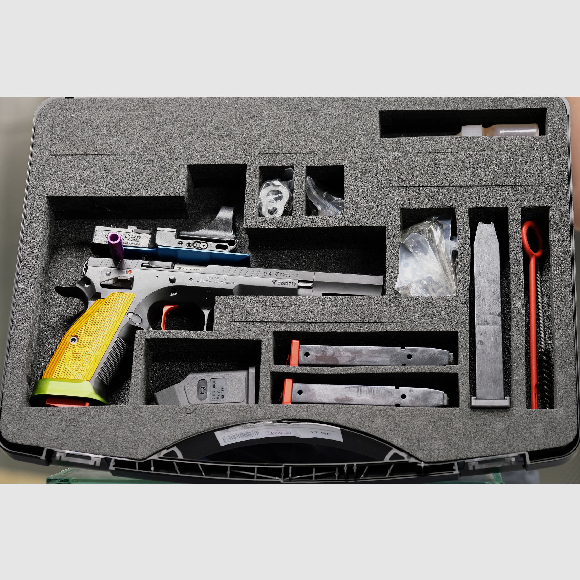 CZ 75 TS Czechmate «Parrot», image 8 of 8