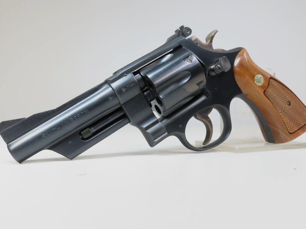 Smith & Wesson 28-2 Highway Patrolman en 4 pulgadas