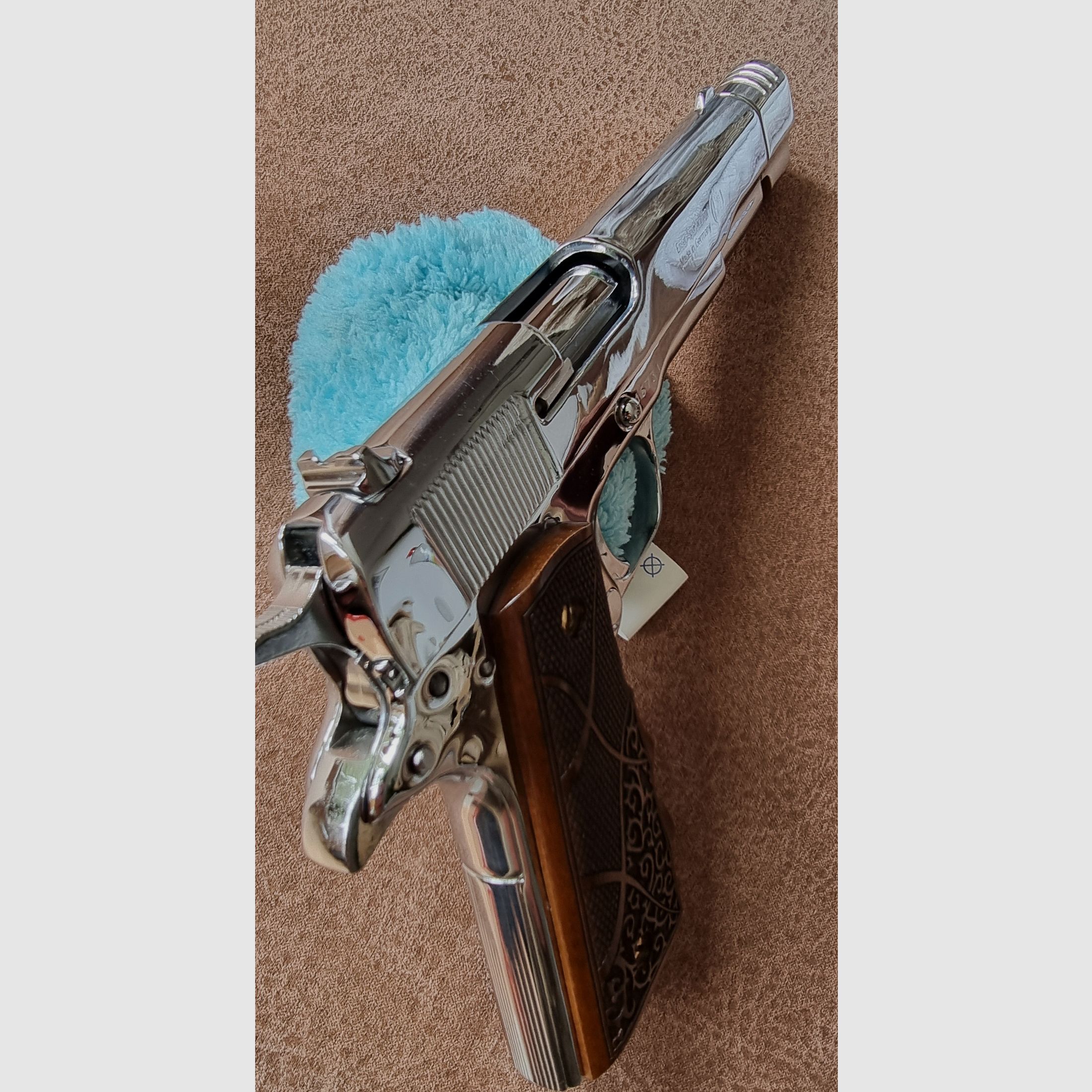 IWG Gouvernement en chrome avec holster