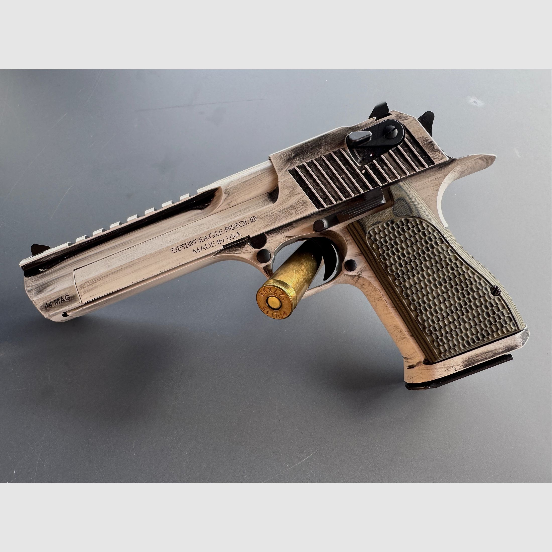 Desert Eagle .44 Mag. Magnum Research