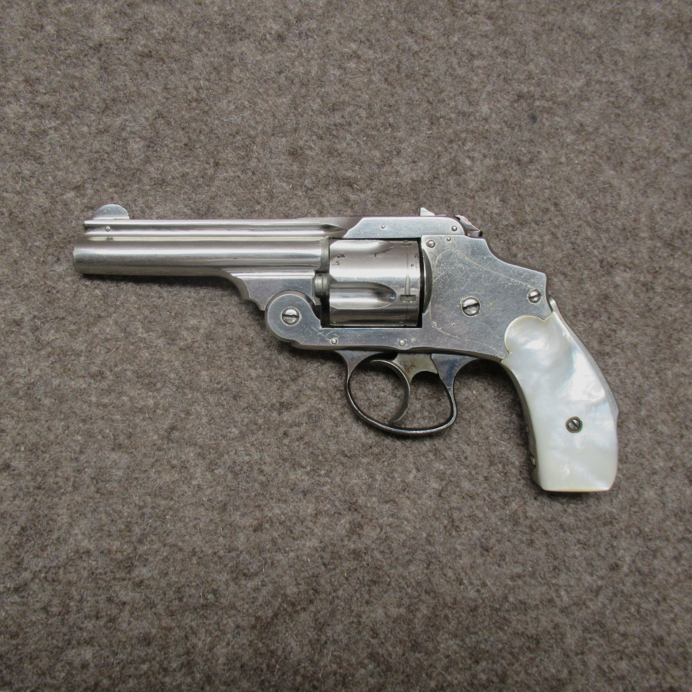 Revolver EUSKARO cal. .38S&W, image 2 sur 5