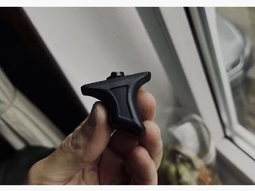 SLATE BLACK INDUSTRIES SLATE STOP M-LOK SCHWARZ AR15 Griff Vordergriff