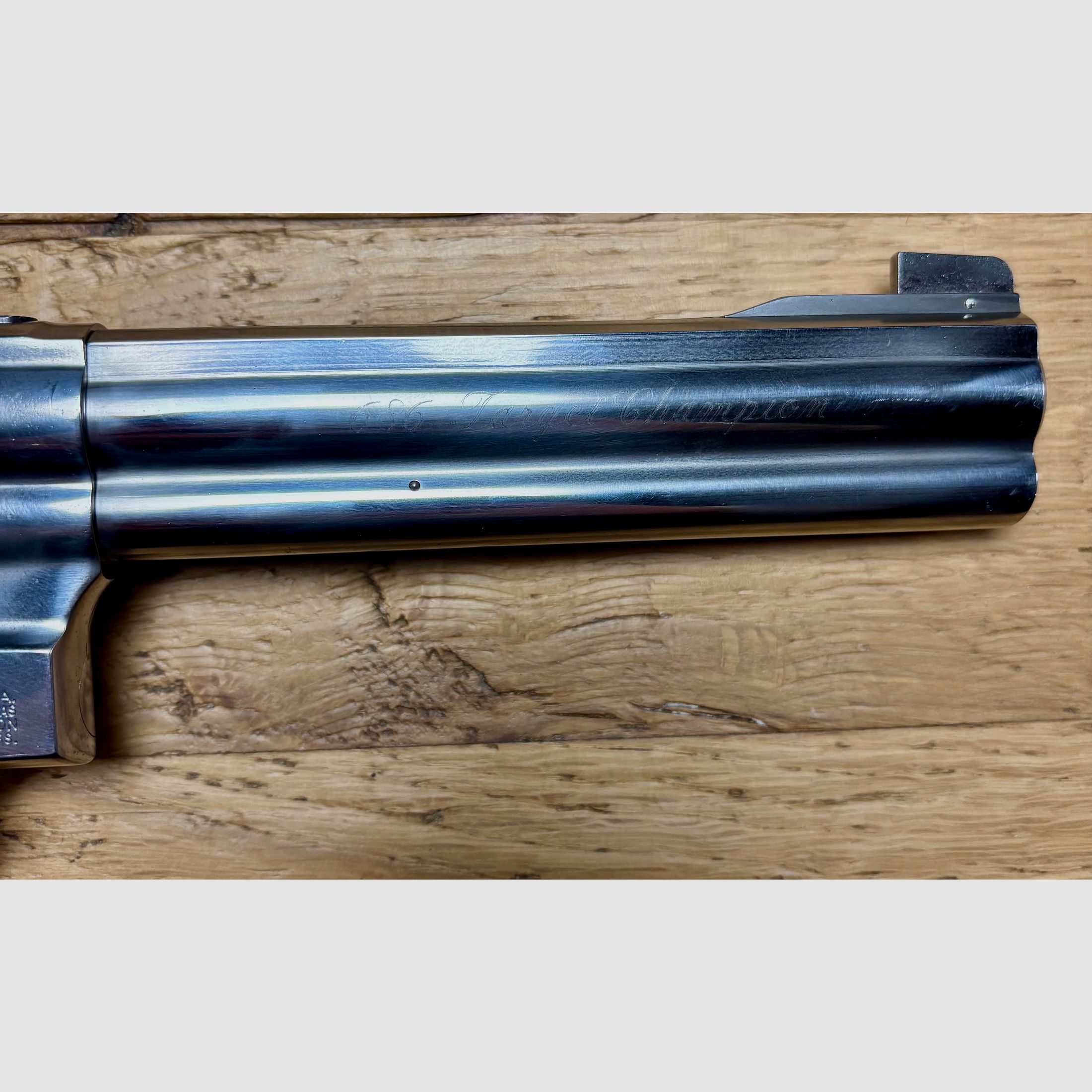 Smith & Wesson Revolver 686 Target Champion  /  Inclusief sportgrippanelen en verbeterde trekker