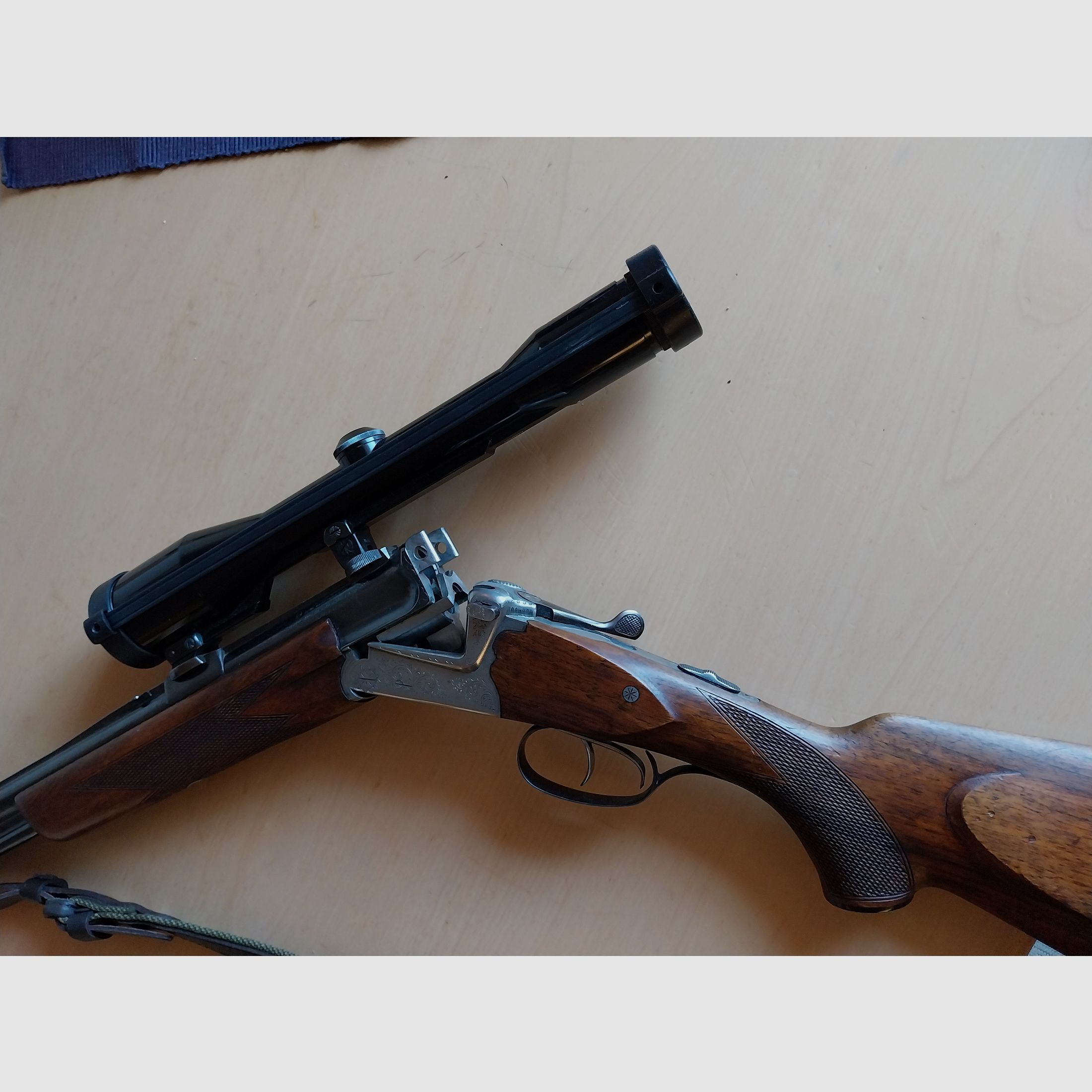 Sauer BBF Mod 54- Cal. 7x65R-16/70-Suhler hook mounting-Zeiss ZF 6×42 reticle 4 used- Very good condition. Best shooting performance.