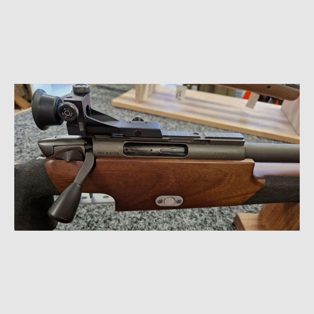 Steyr UIT