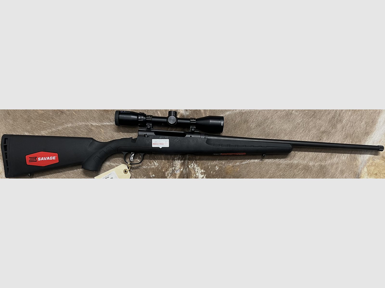 Savage Axis II XP m. kikkert Bushnell 3-9x40 samt gevind 14x1