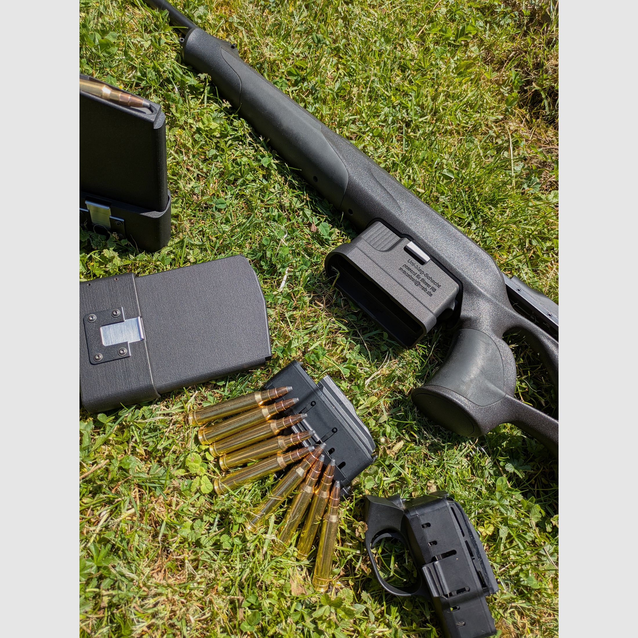 Le nouveau système de magasin Blaser R8 / Magasin 10 coups prêt à l'emploi... Innovation mondiale...!!!