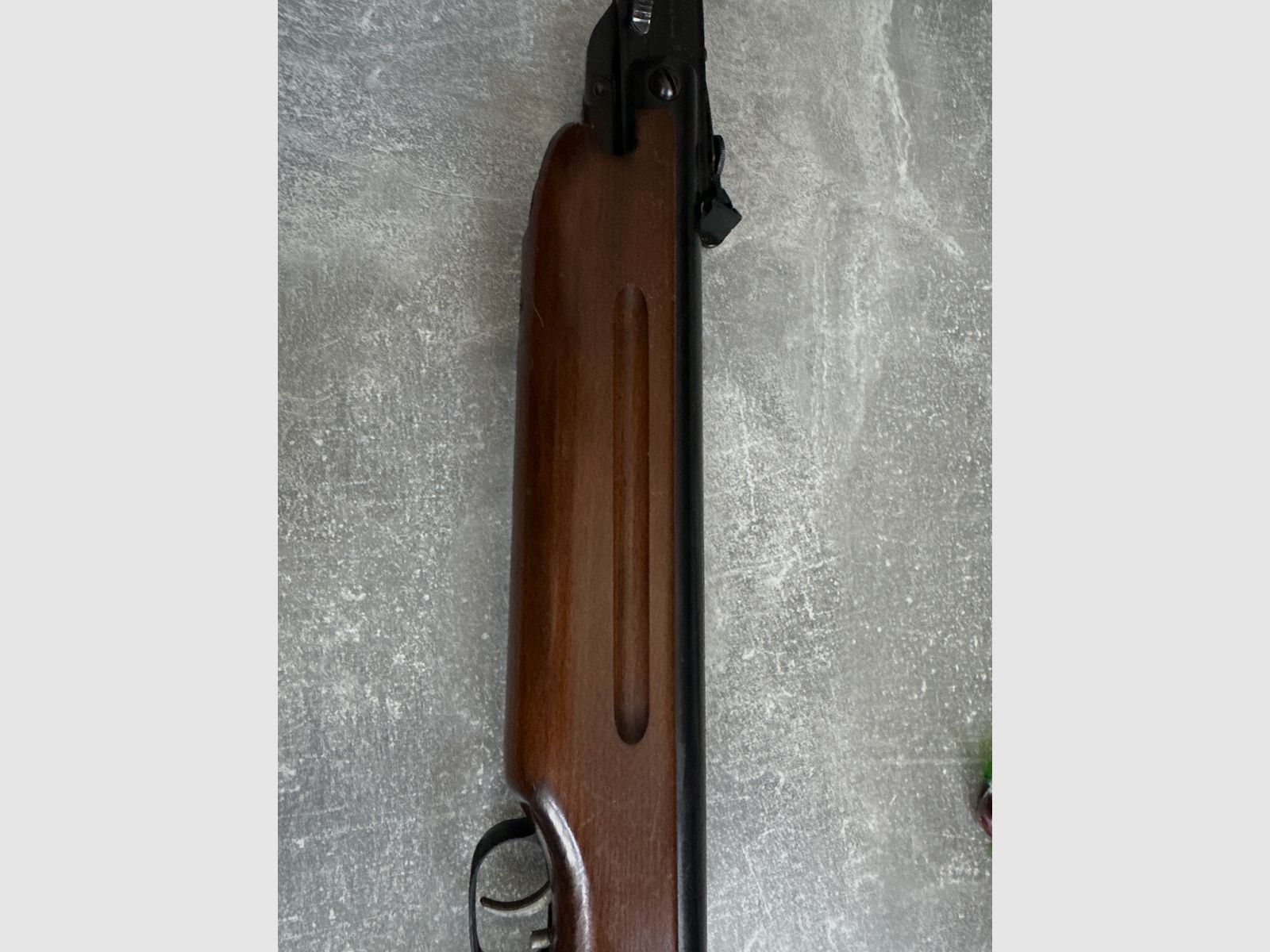 Weihrauch HW35 w kalibrze 4,5 mm, bardzo dobry stan, wiatrówka