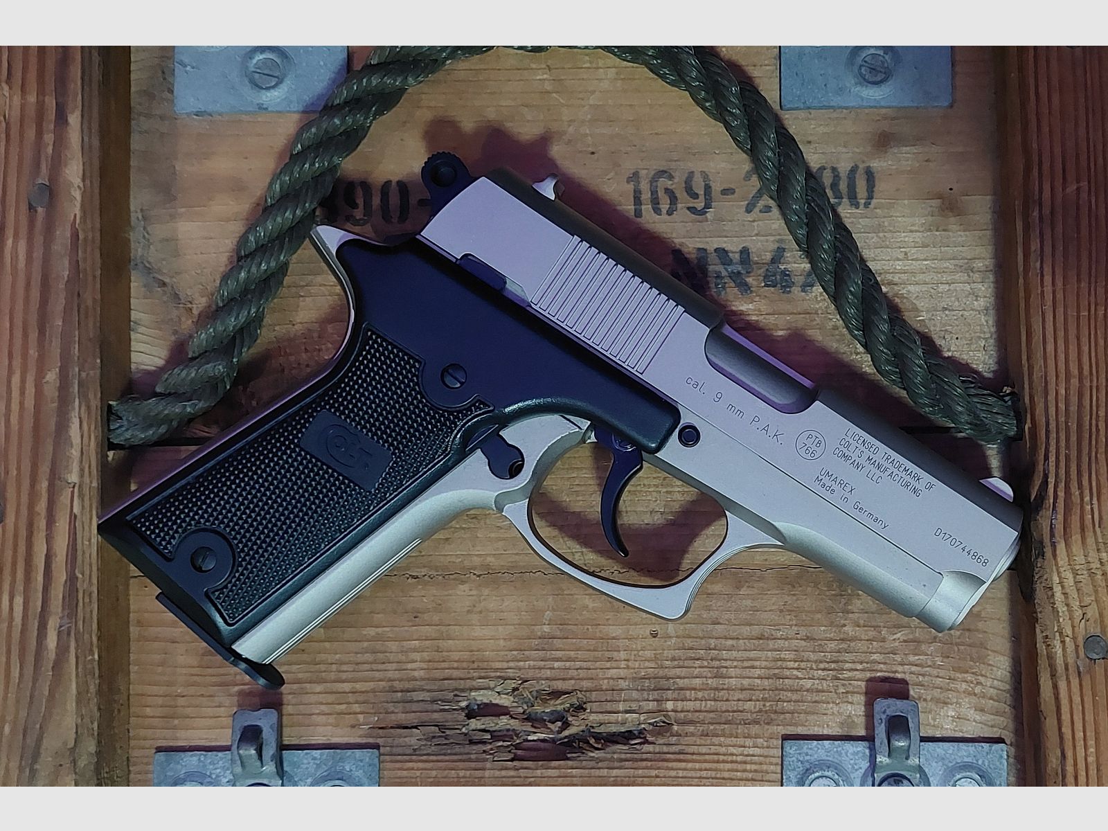 COLT Double Eagle - cromo mate - 9 mm P.A.K (PTB 766) Schreckschuss