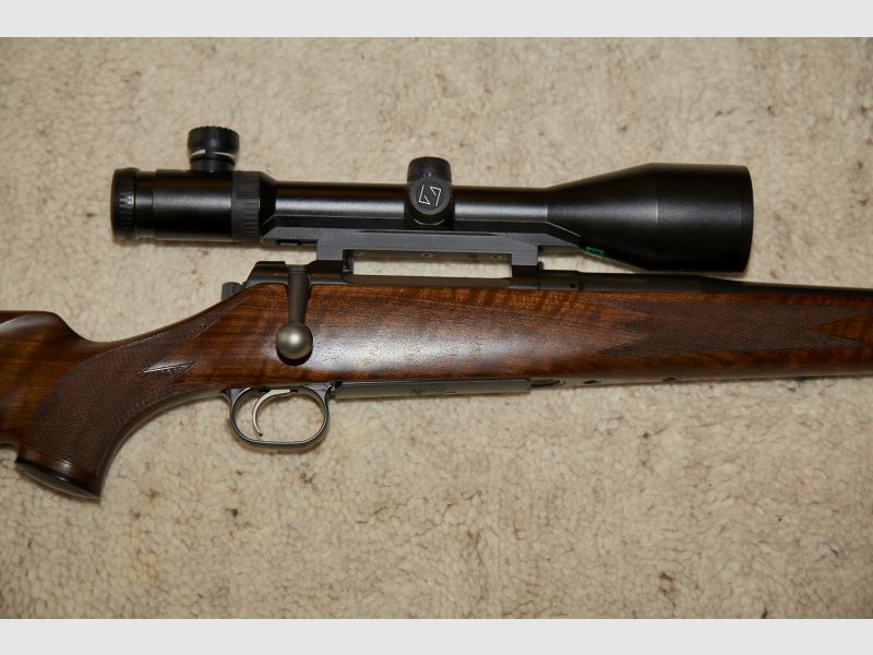 Repetierbüchse Mauser M03 komplett mit Optik und Zubehör