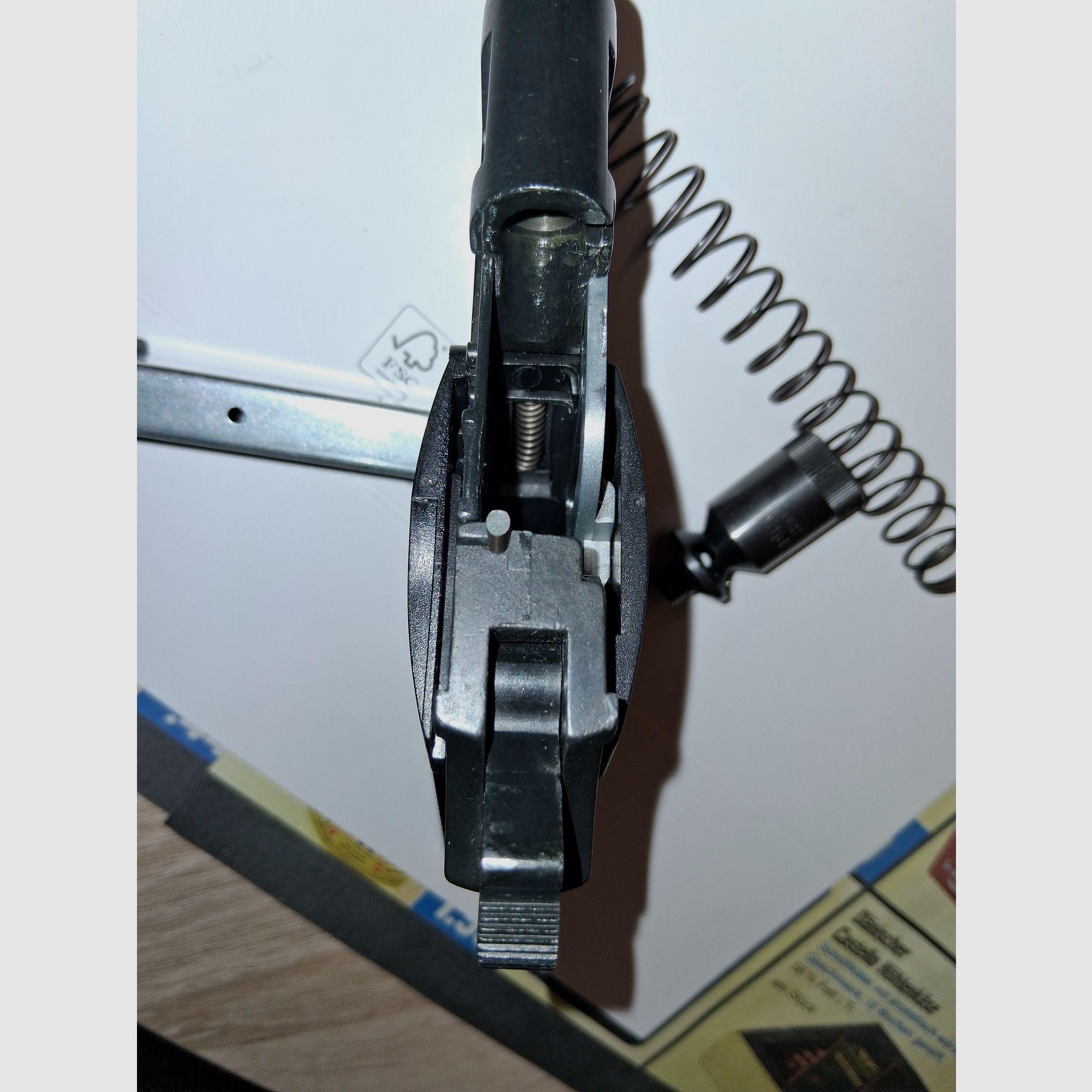 ME 9 mod. Para Griffstück komplett, Magazin, Abschussbecher, original Koffer (neuwertig)