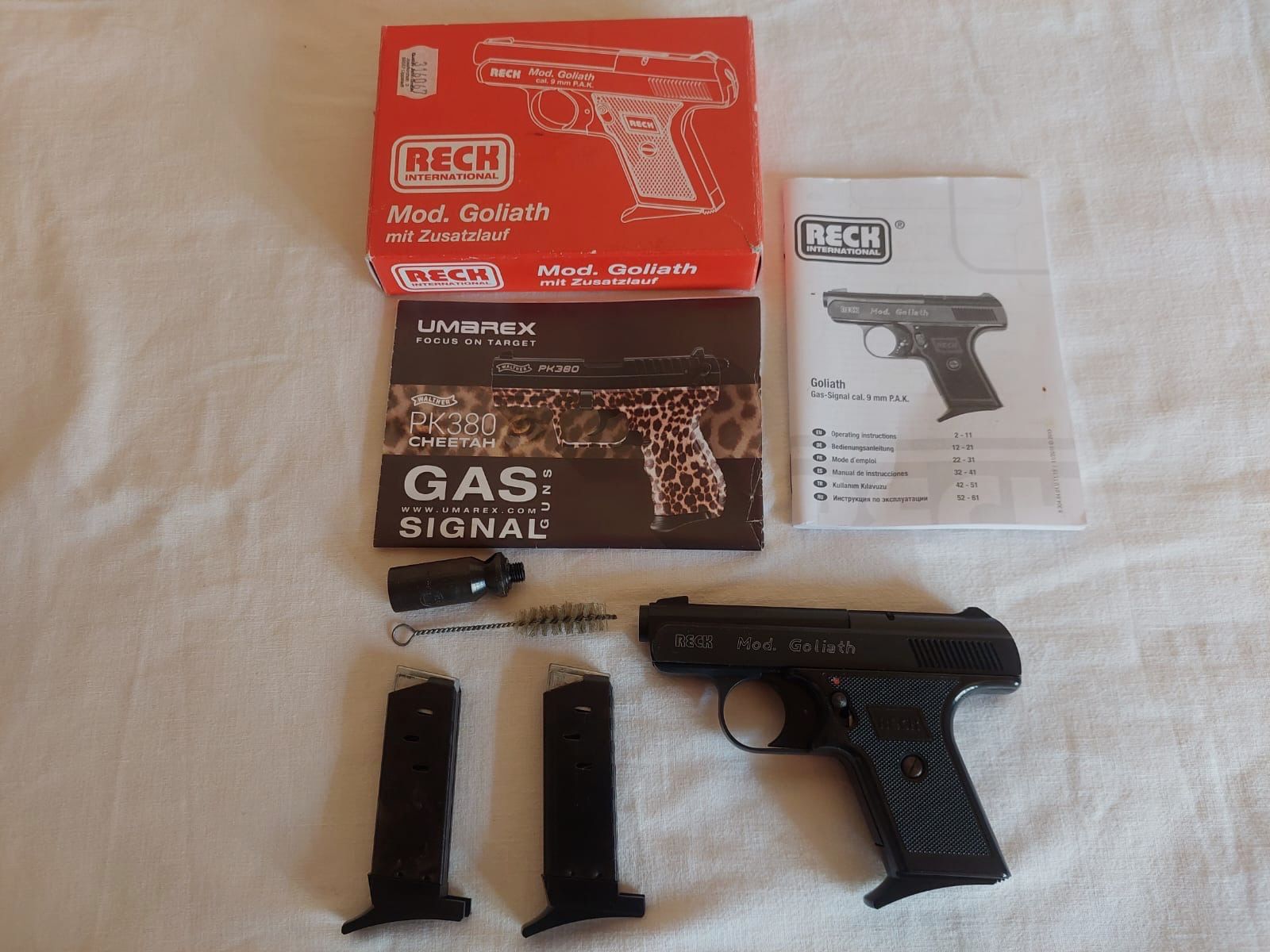 Reck Mod. Goliath mit Zubehör + 2 Ersatzmagazine 