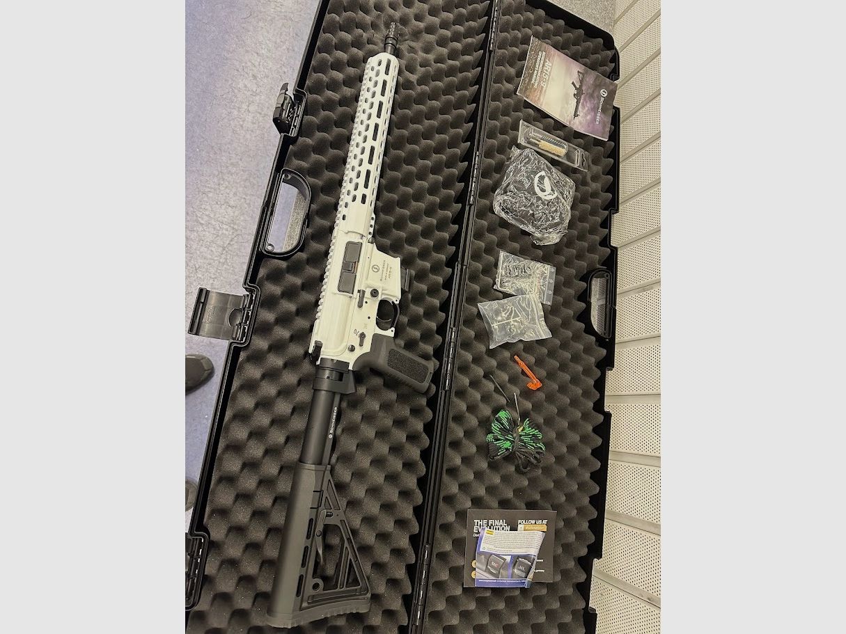 Schmeisser AR15-9 M4FL Weiß 14,5 Zoll