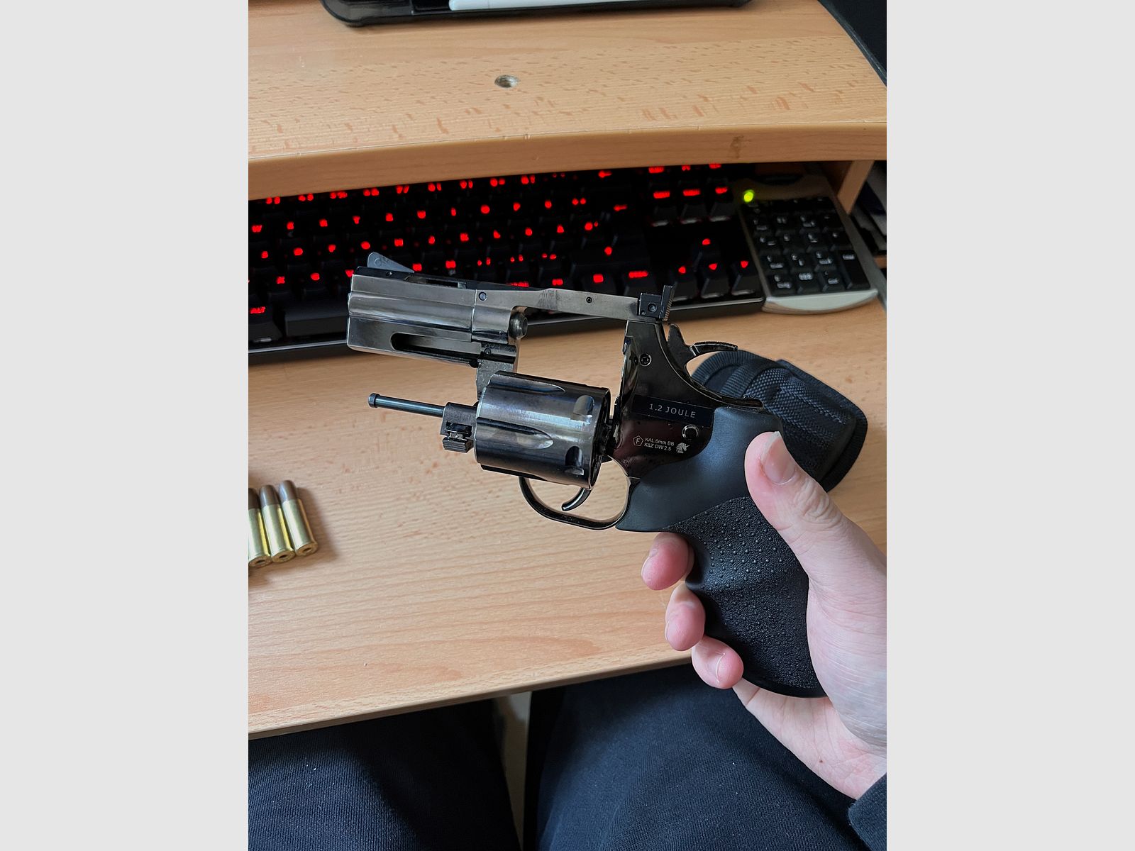 ASG Dan Wesson 715 2,5 Zoll Revolver Vollmetall CO2 6mm BB stahlgrau