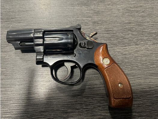 Revolver Smith & Wesson Mod. 19-3 Kal. 357 Mag. 2,4 Zoll