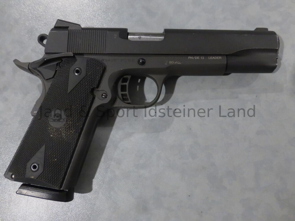 Rock Island Armory 1911