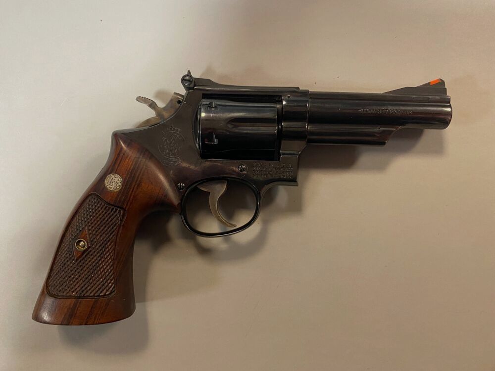 Smith & Wesson 19-2 .357mag	 19-2