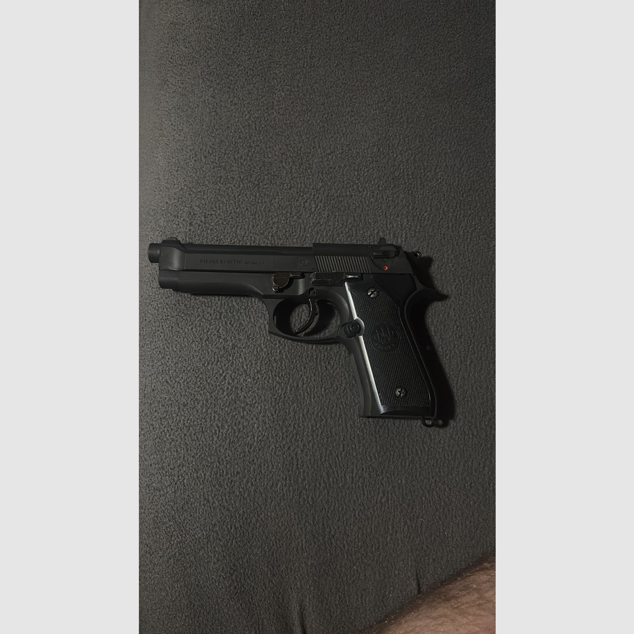 Pietro beretta pistolet, zdjęcie 2 z 2