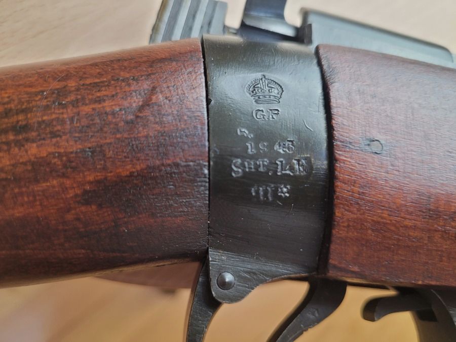 Sehr schöner englischer Gewehr Lee Enfield MKIII (*) – Sehr seltene englische Herstellung aus dem Zweiten Weltkrieg von B.S.A. aus 1943! – Originalkaliber 303 British – Mononummer – MUSEUMSZUSTAND!, Bild 6 von 41