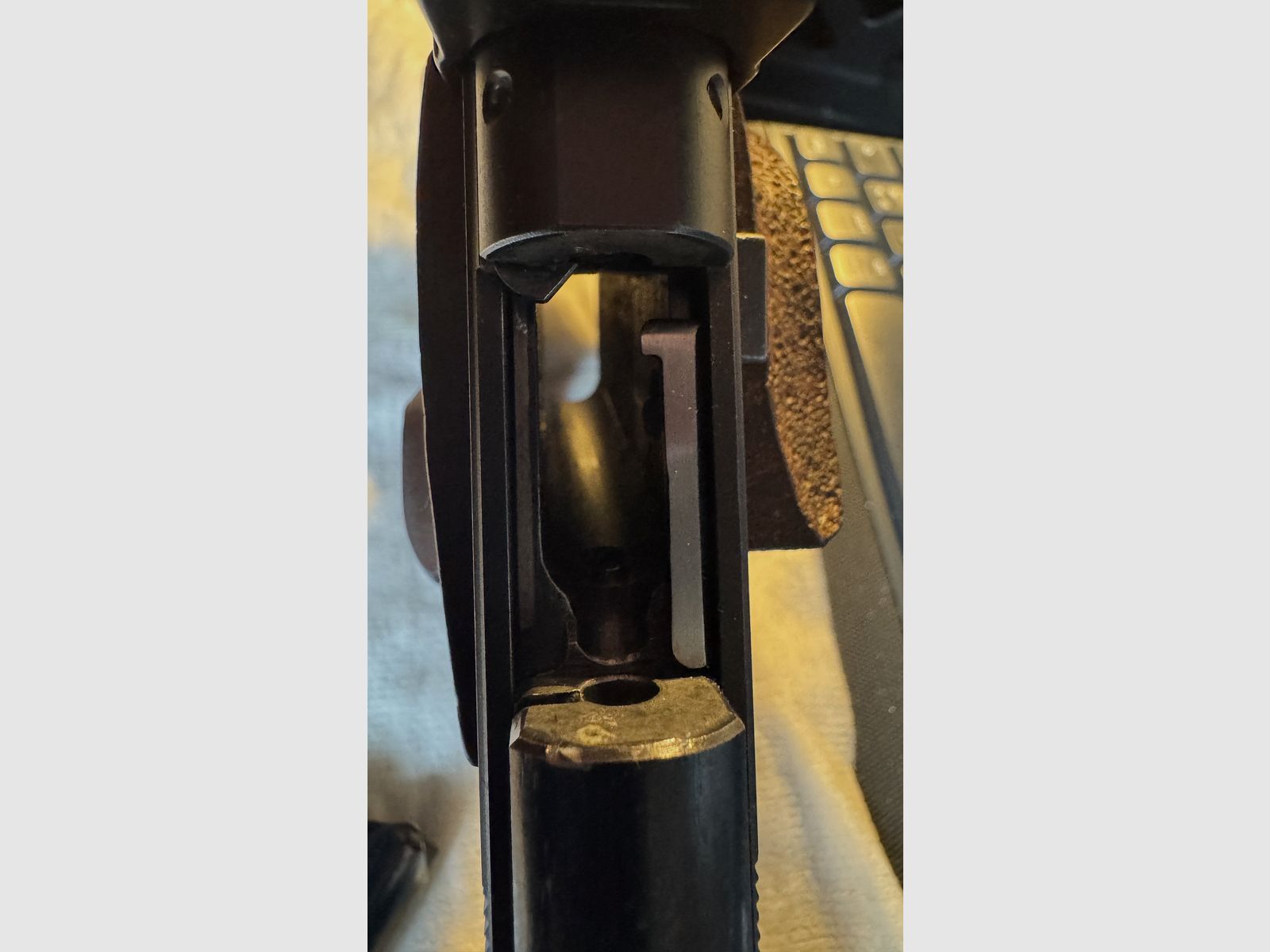 Sportpistole Hämmerli 215 22 lr mit 3 Magazinen