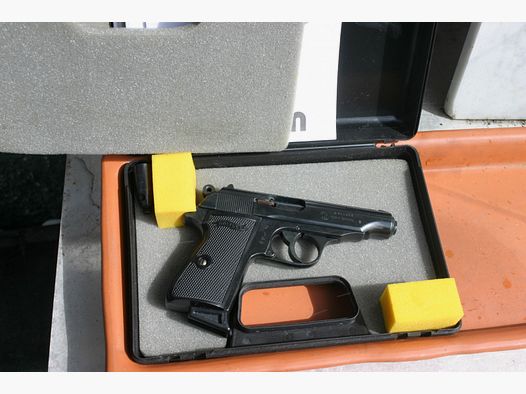 Schreckschusspistole Walther PP von Umarex im Koffer