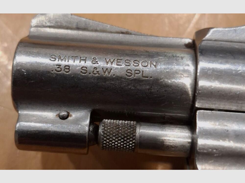 Smith & Wesson 60-12