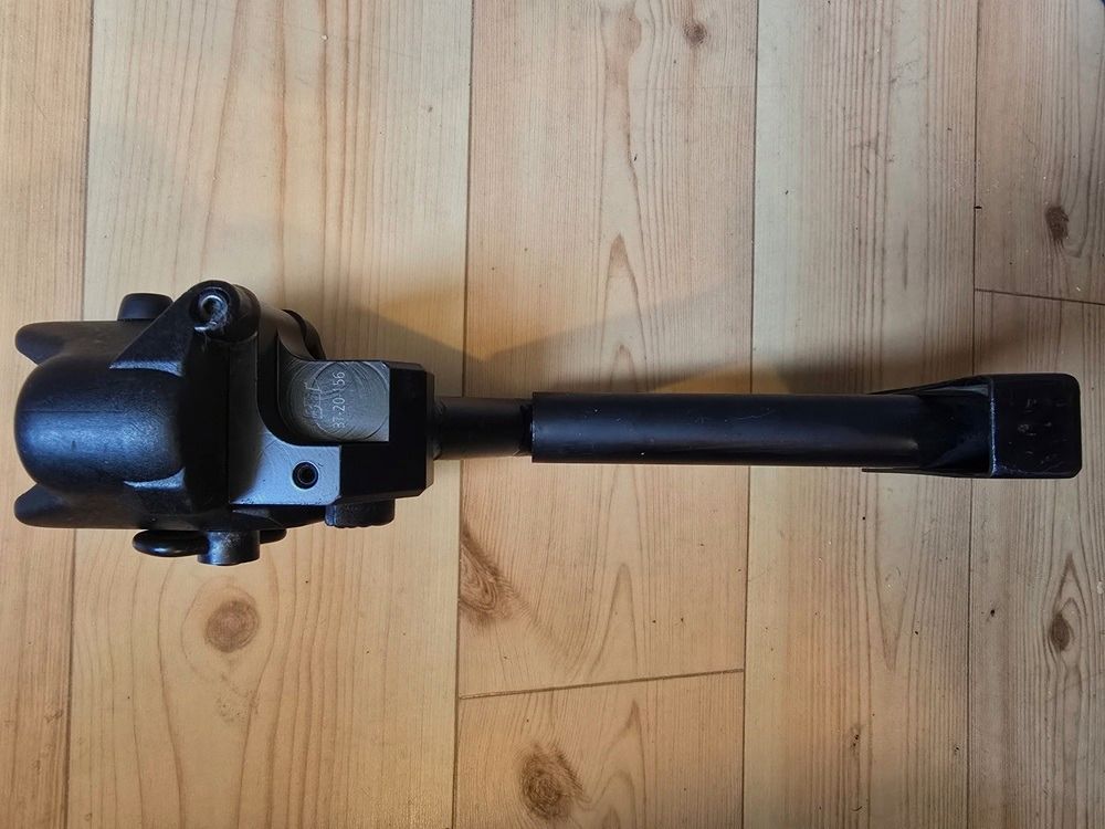 Sehr Seltene B&T Schulterstütze klappbar Helmversion für die MP5/ SP5 / Niederländischen Marechaussee/Zugriffsteam.