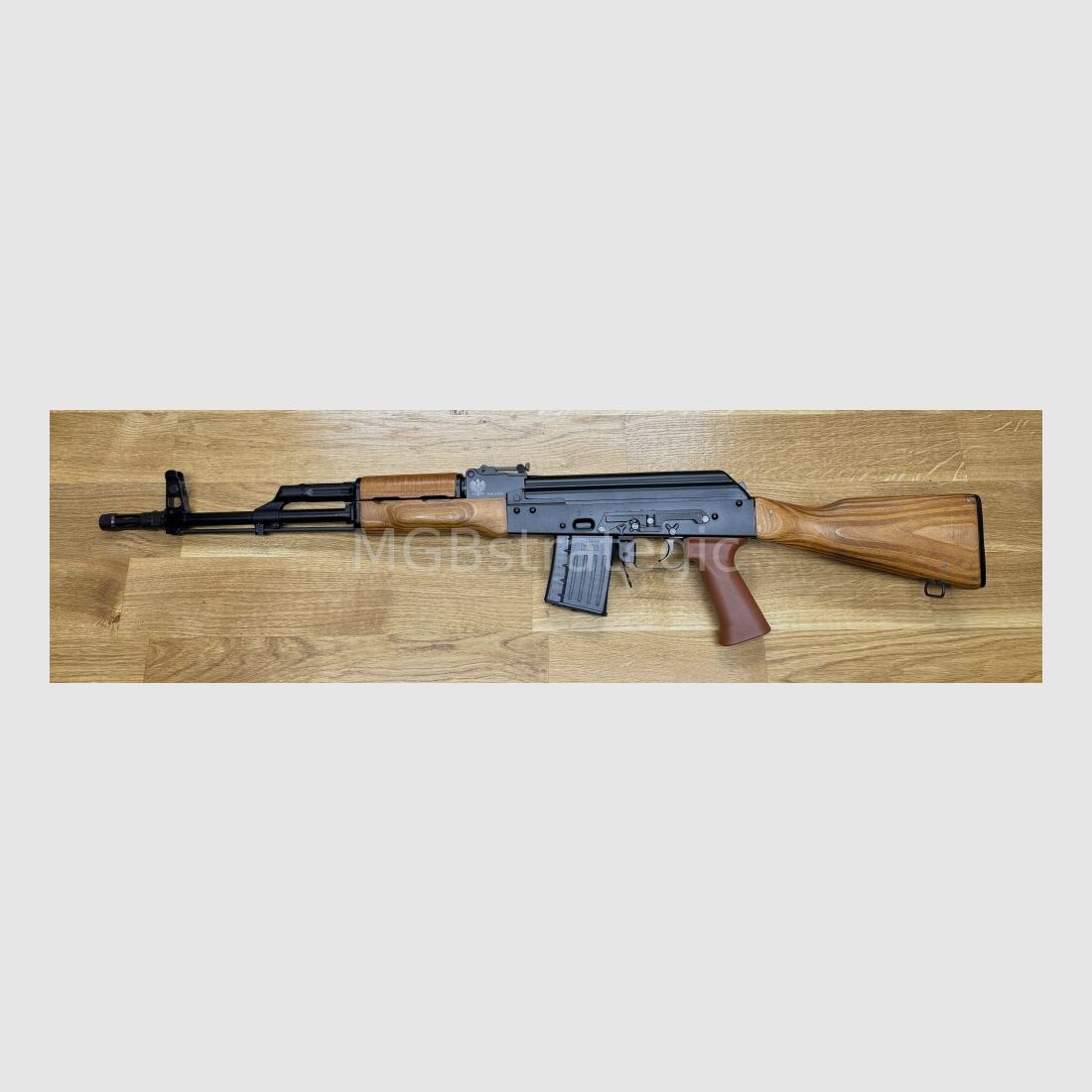WBP Jack - halbautom. Büchse .223Rem - System AKM AK47 AK74 Schichtholzschäftung - mit Mündungsfeuerdämpfer - Made in Poland