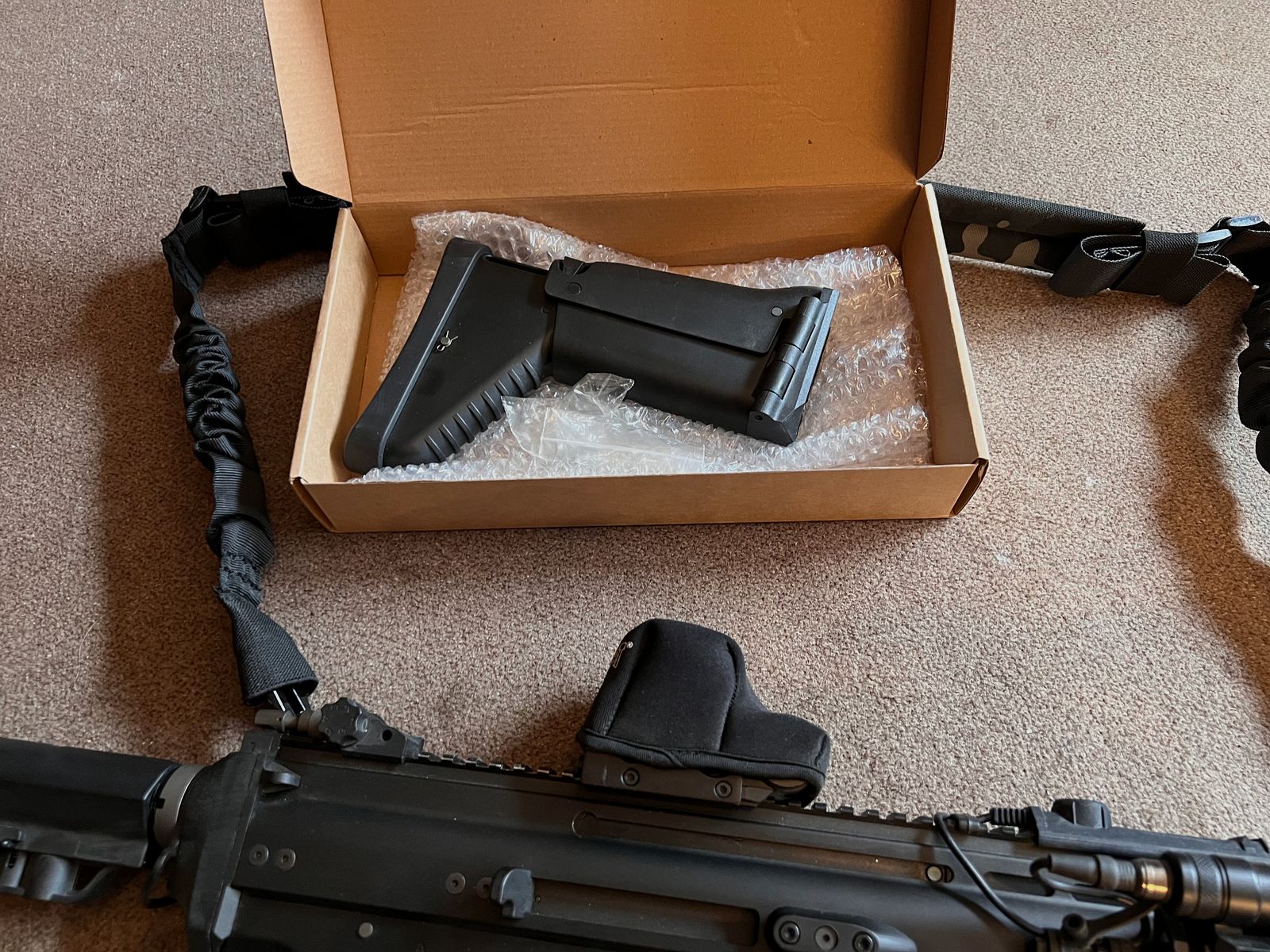 WE Scar L MK 16 in black with a lot of accessories GBB Open Bolt 6mm BB Airsoft