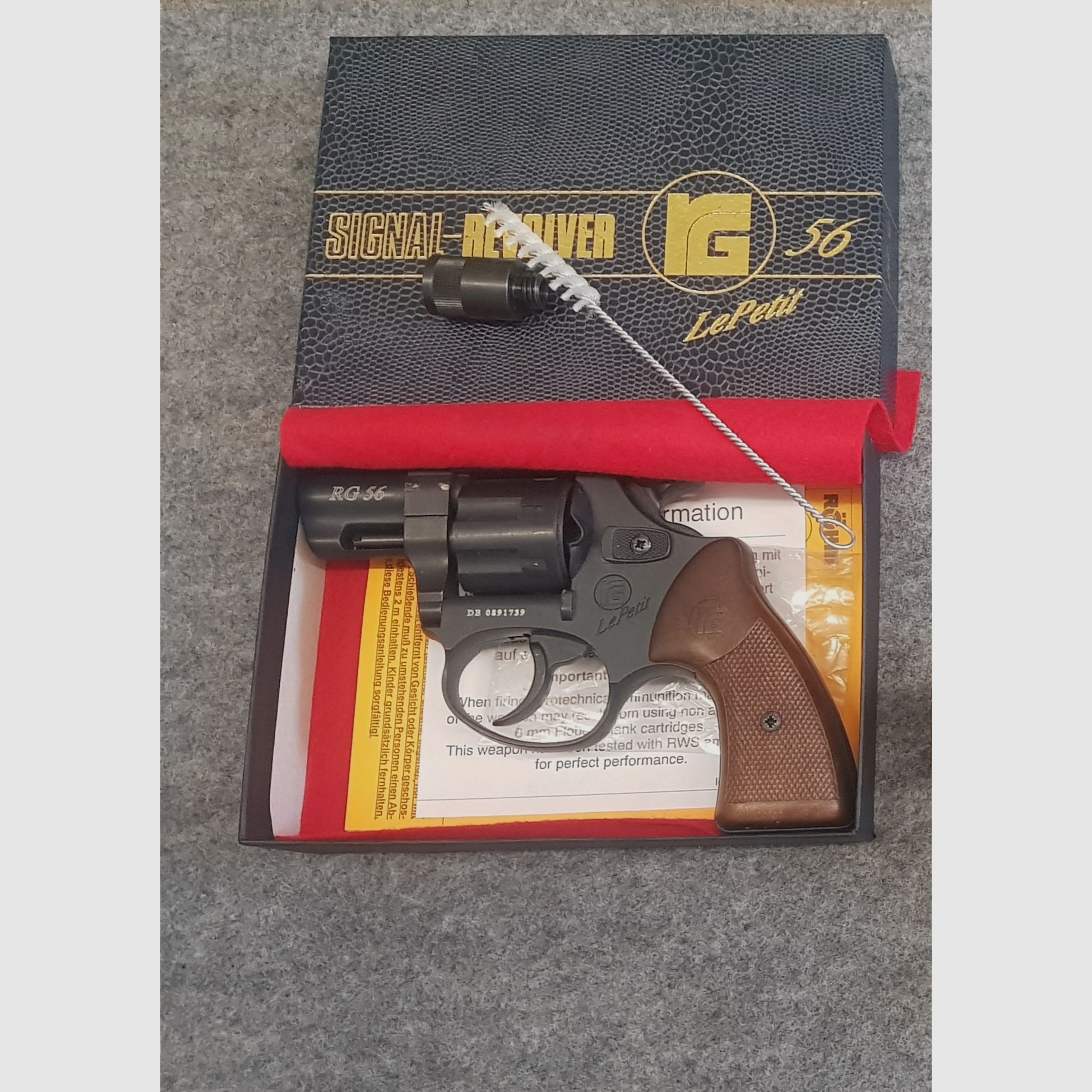 SRS Revolver Röhm RG 56  Le Petit im cal. 6mm Flobert  RG56 LePetit noch die alte Fertigung.