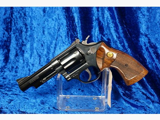 Taurus 669/4''