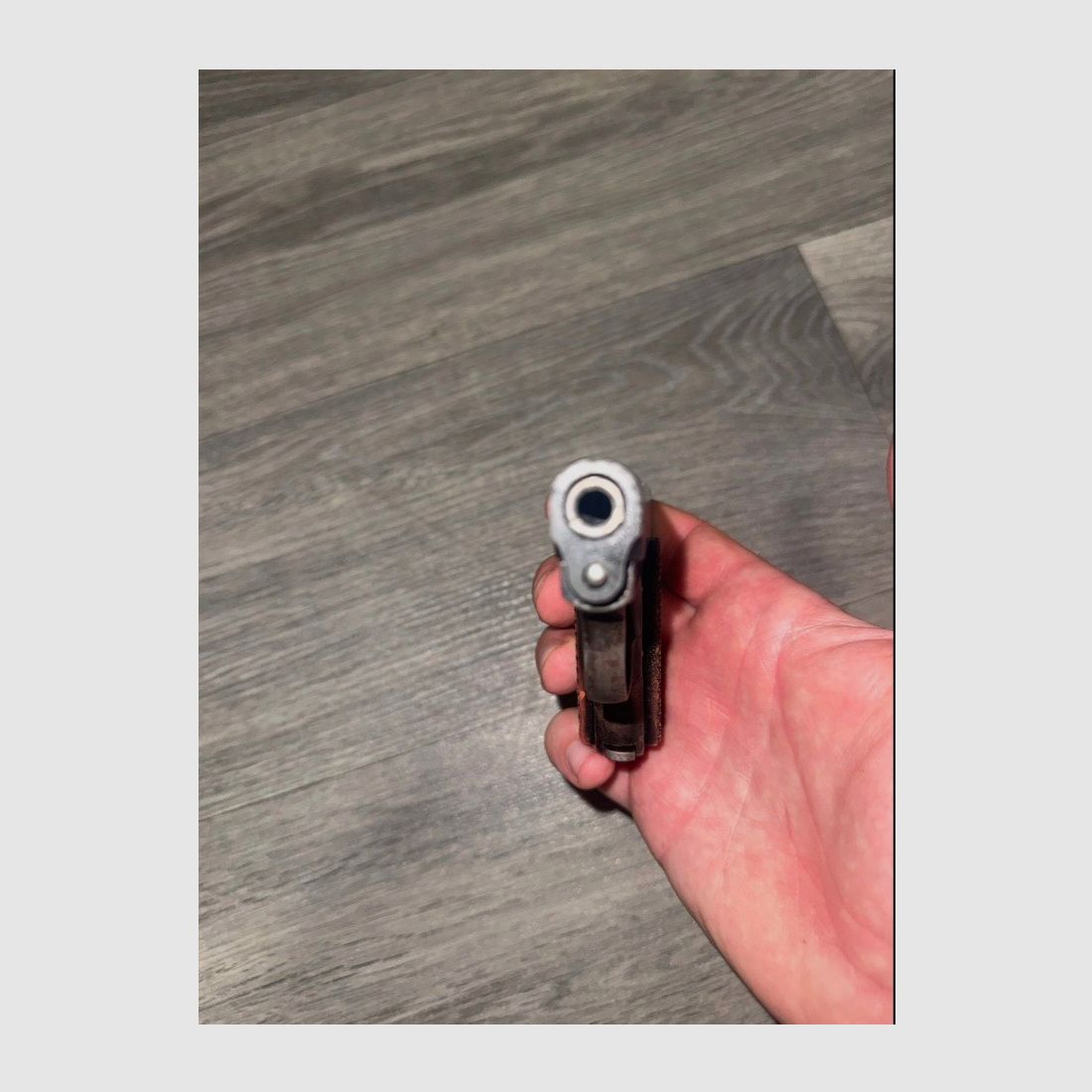 Pistolet de poche inconnu cal.6,35