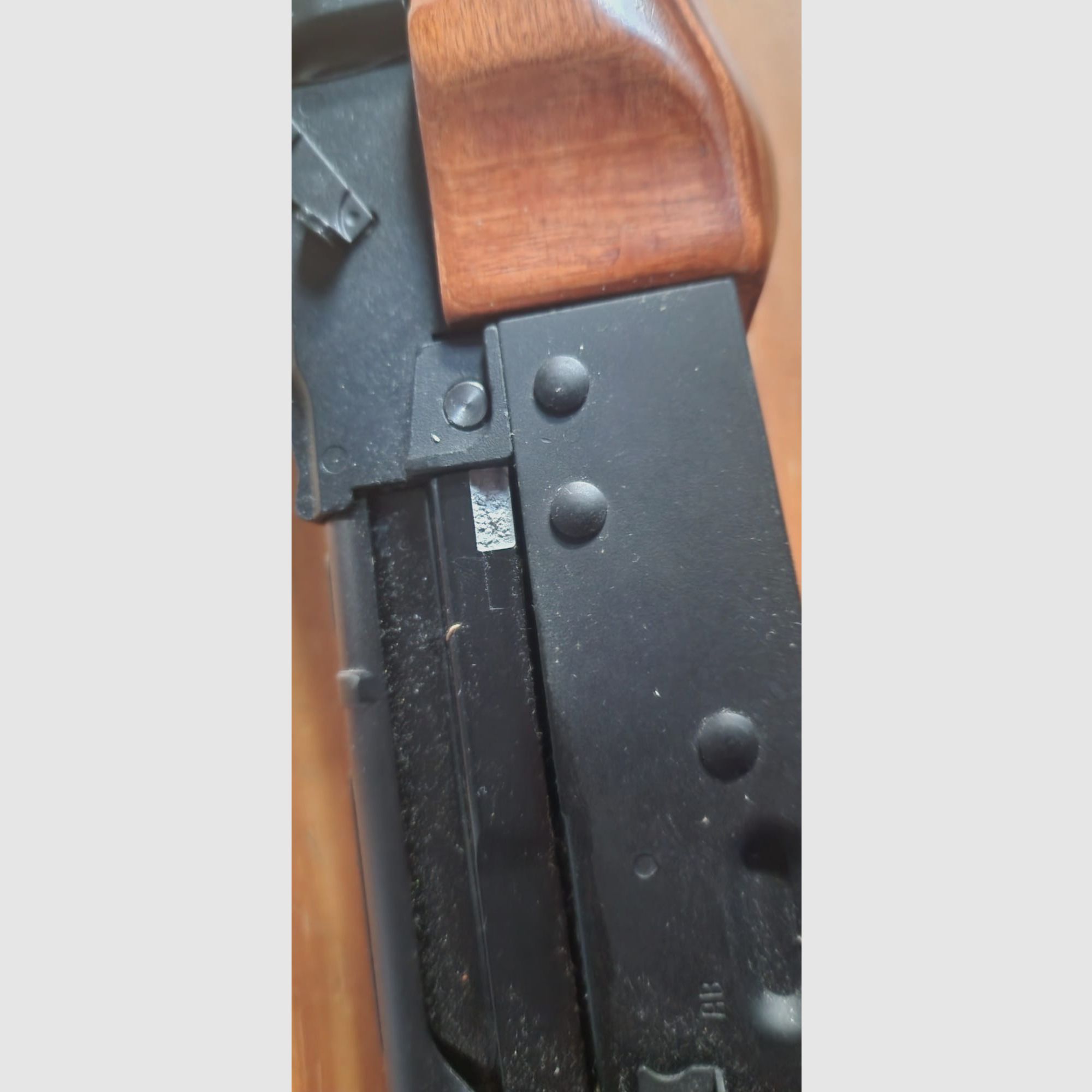 SRC AK-74N Vollmetall Echtholz Gas-Blow-Back 6mm BB