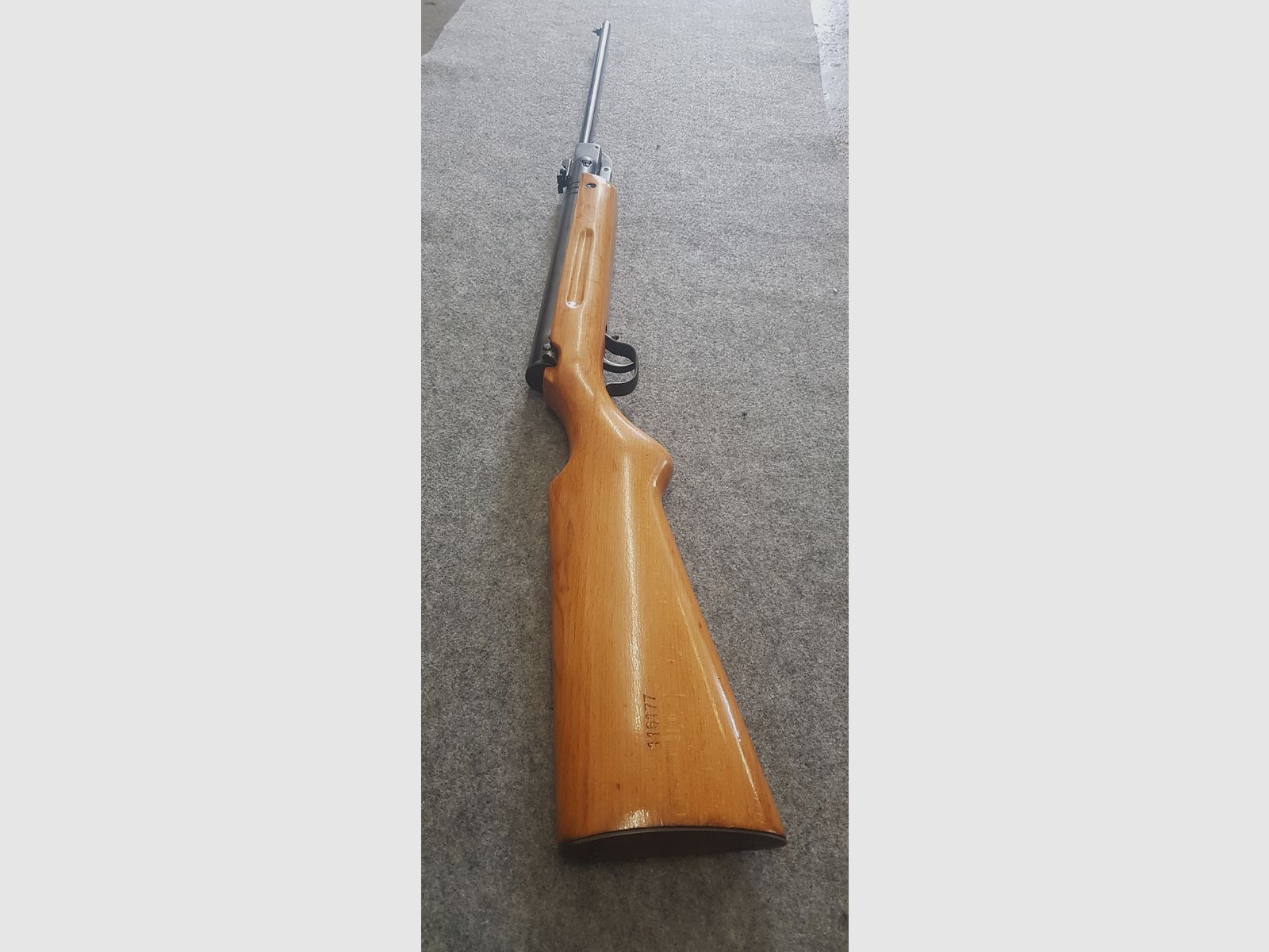 Seitlich verschraubt !!!  Seltene Ausführung  schönes Haenel Mod.  III-284   III 284 cal. 4,5mm Diabolo