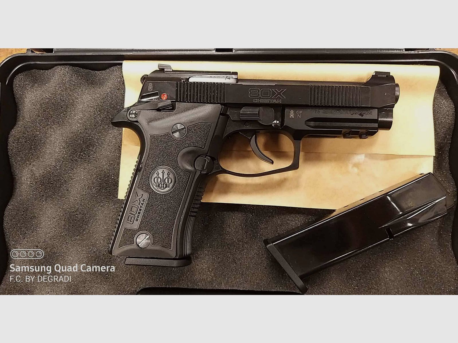BERETTA 80 X CHEETAH CAL. 9 CORTO PRECIO ESPECIAL PARA FUERZAS DEL ORDEN € 740,00, imagen 2 de 3