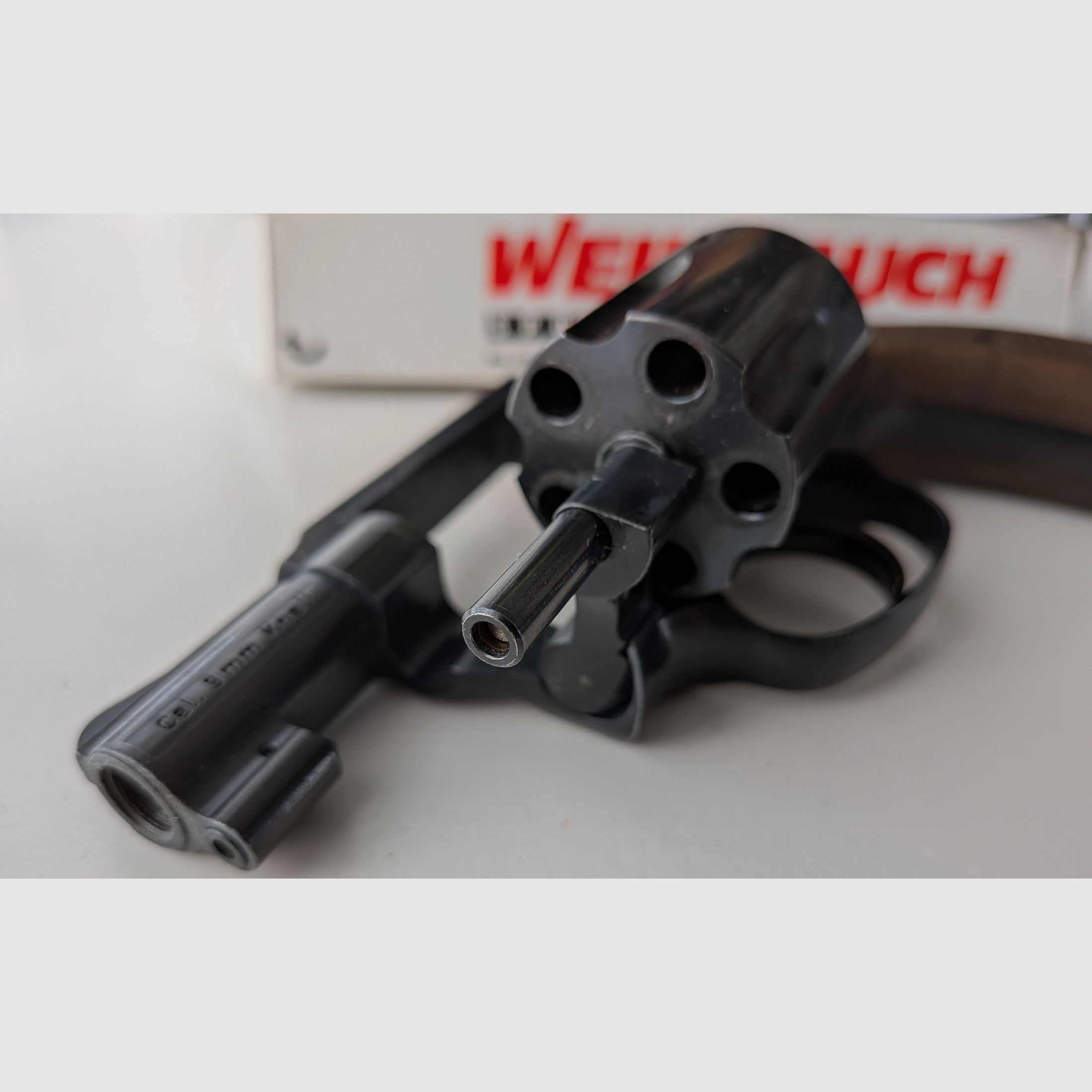 Arminius Weihrauch HW37 ++ Alte PTB 547++ Holzgriffe Schreckschuss Revolver 9mm Knall HW 37