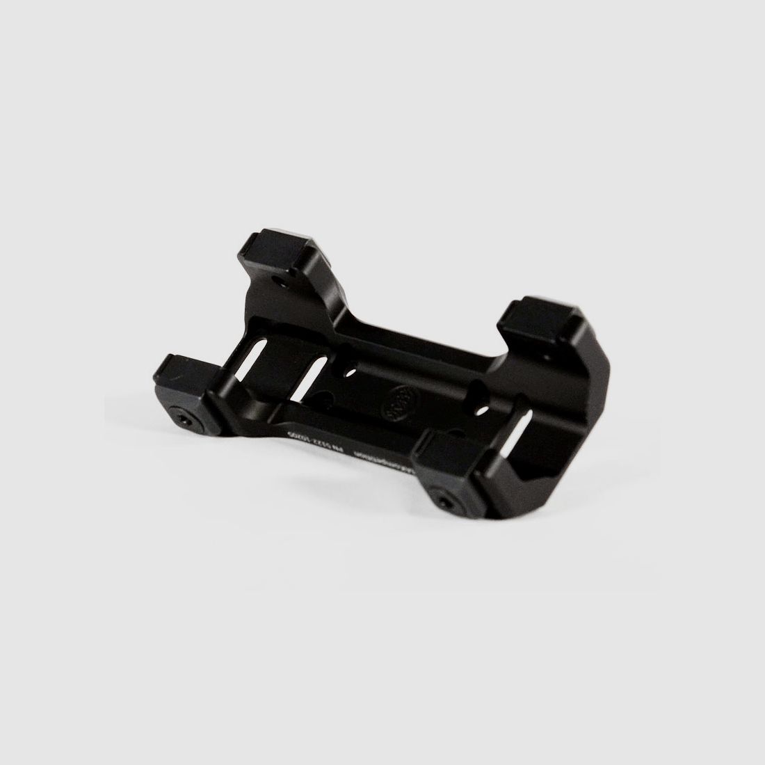 Montaje de Competición MAK con interfaz Aimpoint Micro