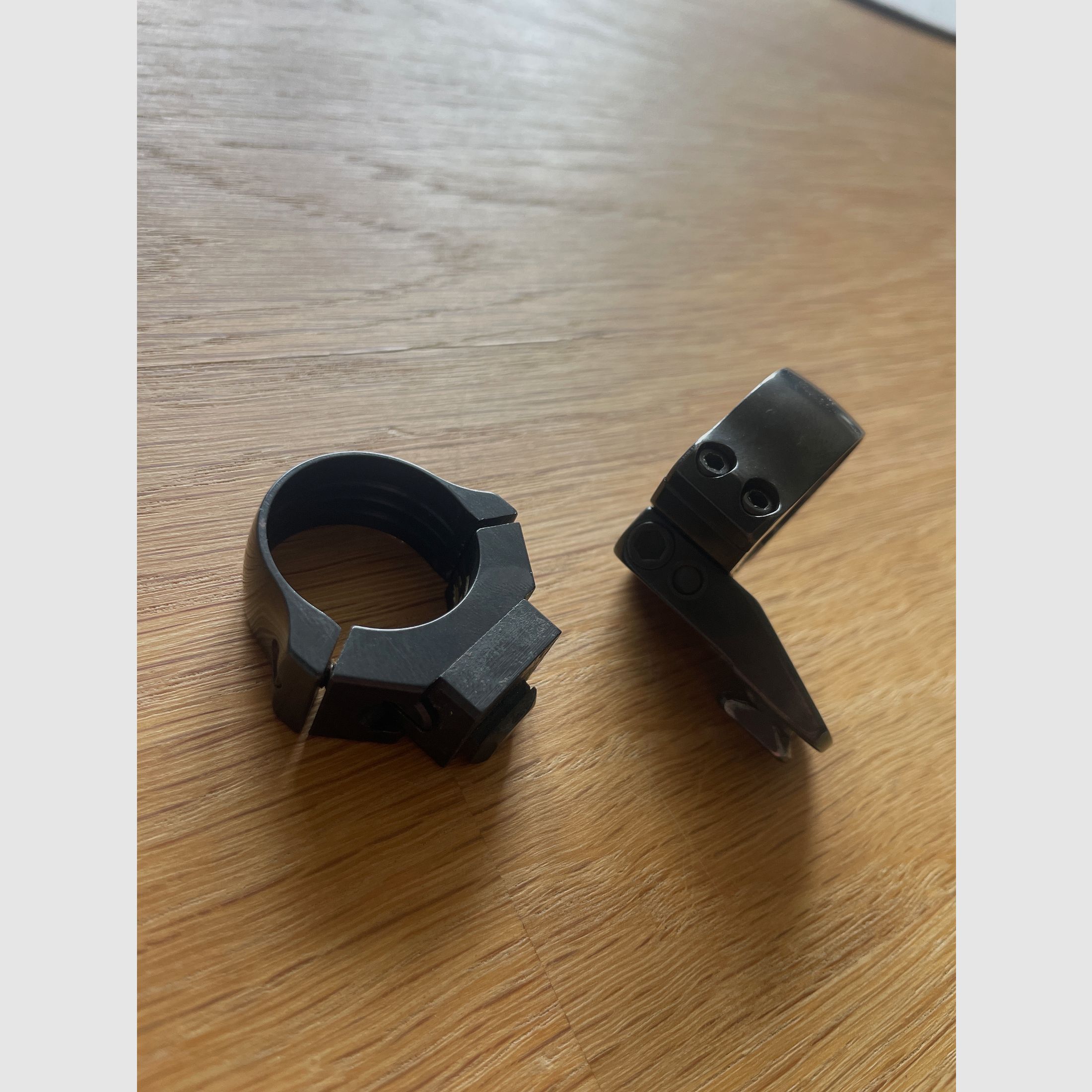 EAW swivel mount