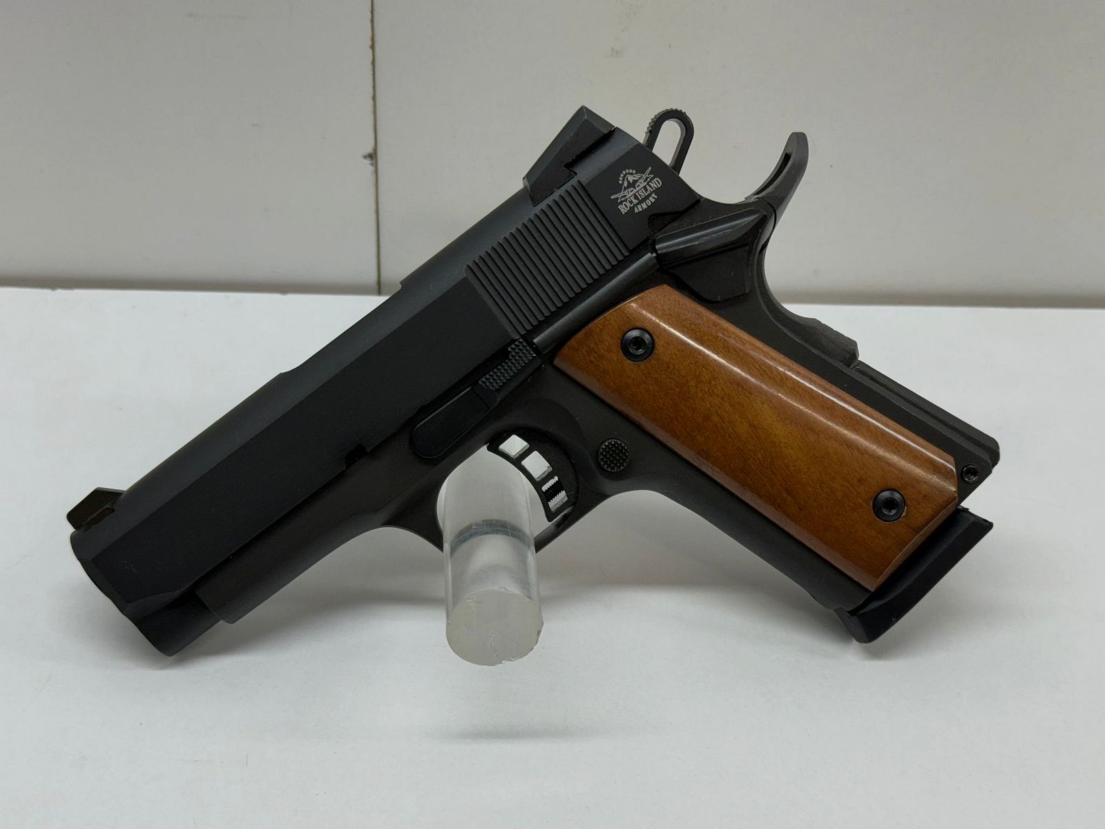 ARMSCOR Rock Standard 1911 A1 CS Commander Class - Waffn Friedrichs