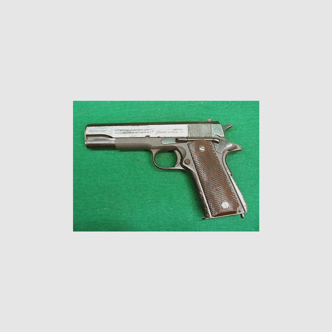 Colt 1911 A1 Pistole, Bild 3 von 4
