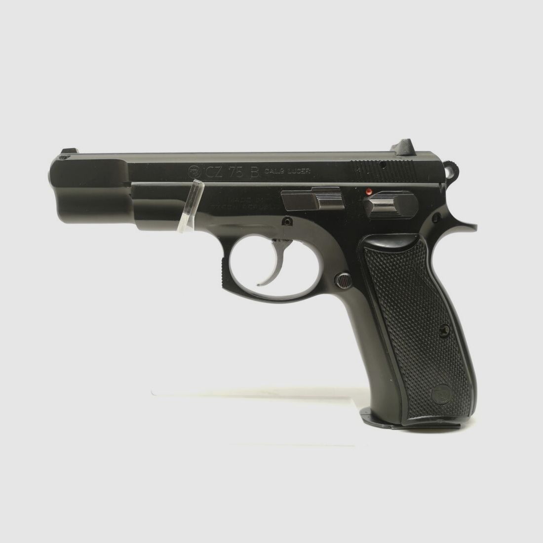 ZBROJOVKA BRNO CZ75B avec système interchangeable "Kadet" en .22lr.