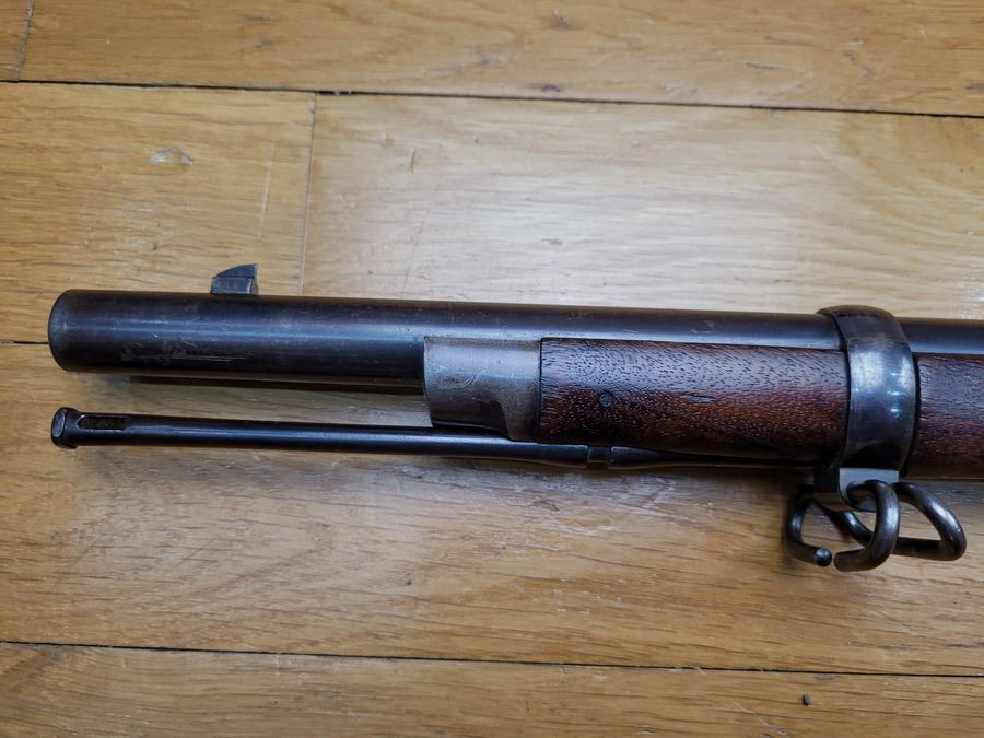 Exceptionnel Fusil Trapdoor modèle 1884 – Arsenal de Springfield – tout puissant calibre 45/70 – de mars 1887 pour l&rsquo;US Army – Arme mythique du Grand Ouest – État muséal, image 15 sur 30